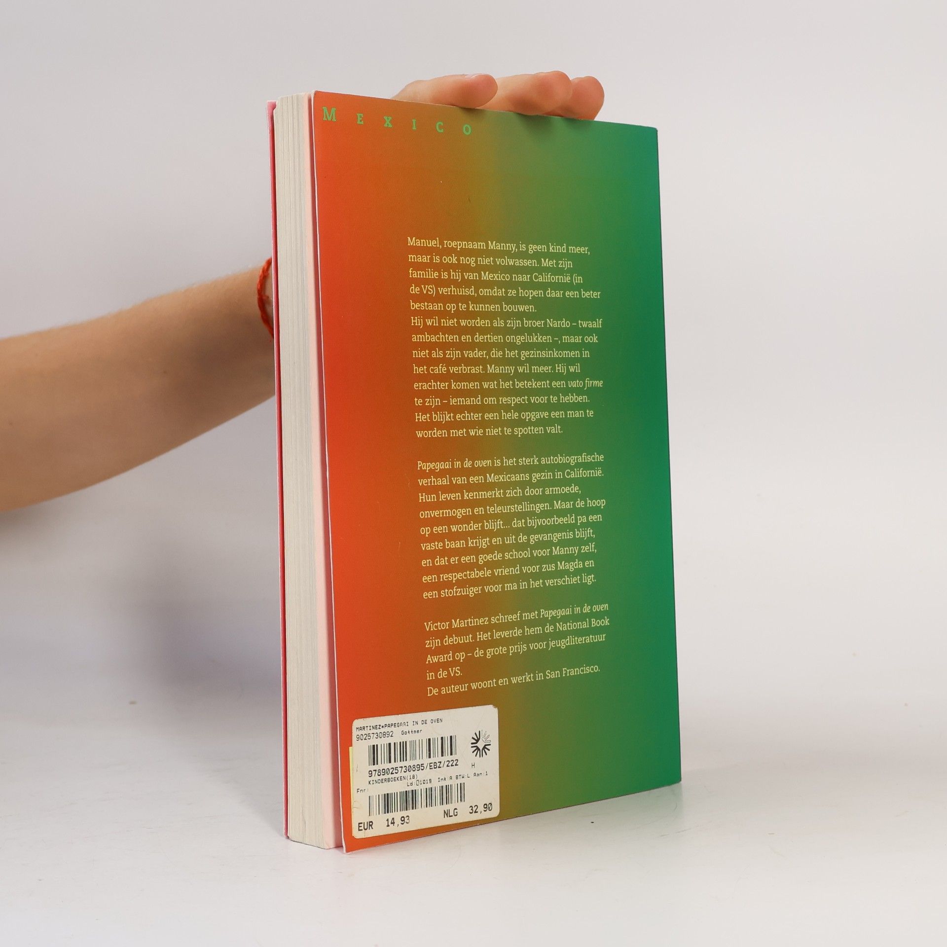 Martinez, Victor Papegaai in de oven: mijn leven (Een Jenny de Jonge-boek)