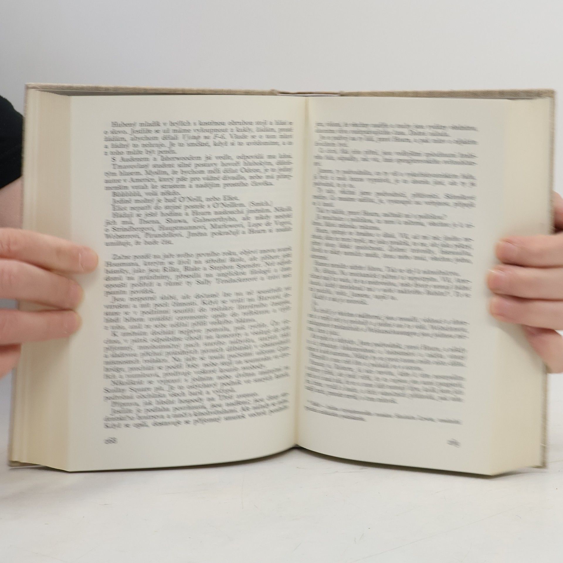 Norman Mailer Nazí a mrtví