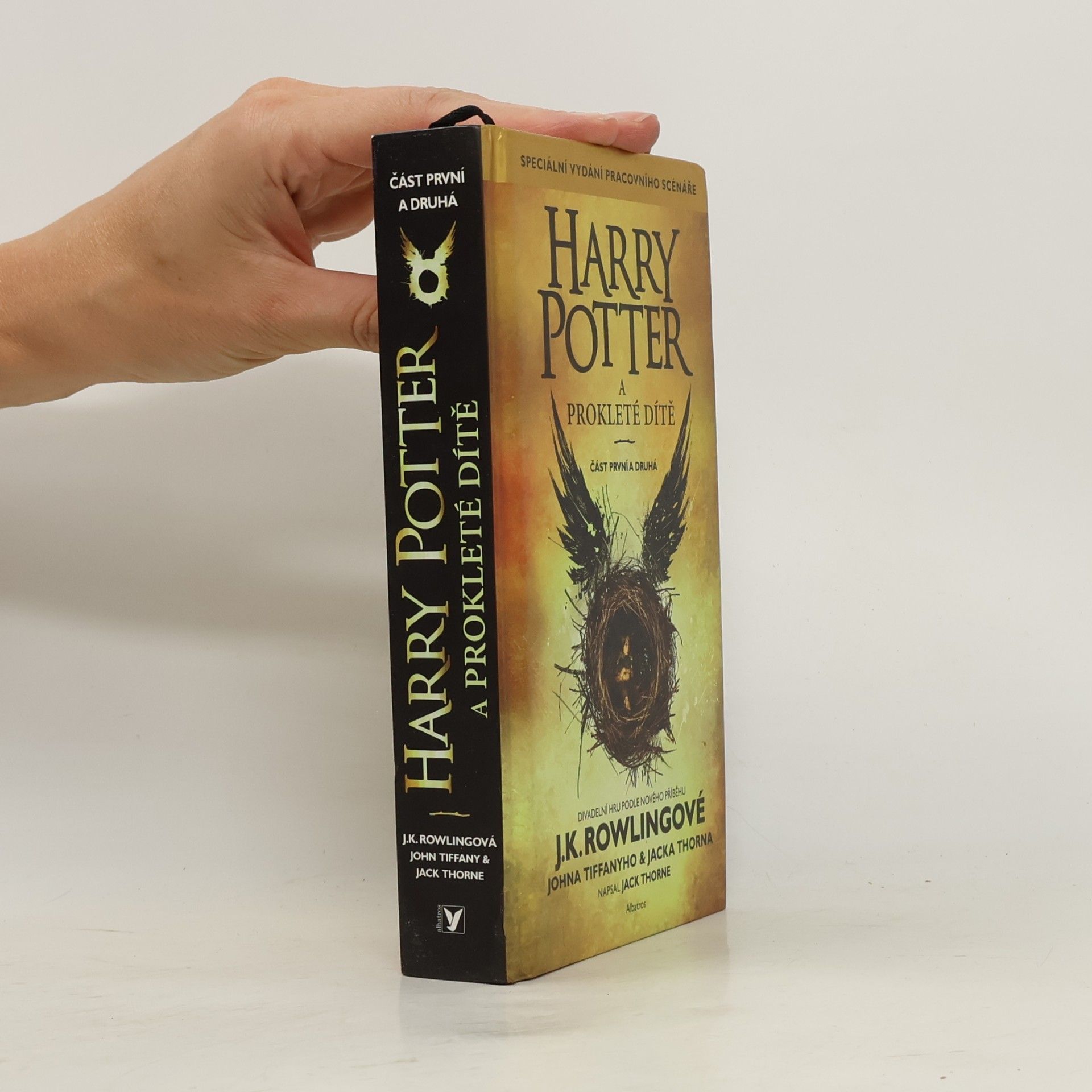 Joanne K. Rowlingová Harry Potter a prokleté dítě