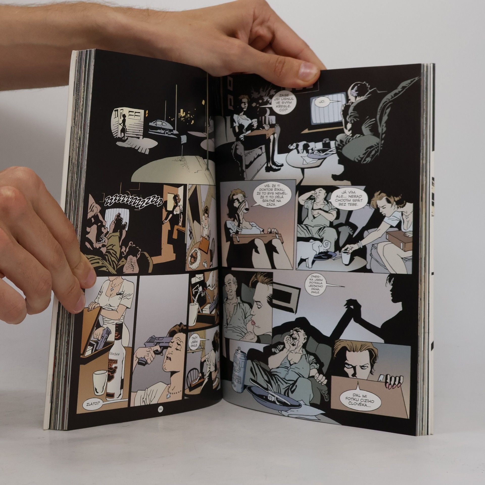 Brian Azzarello 100 nábojů. Záblesk druhé šance