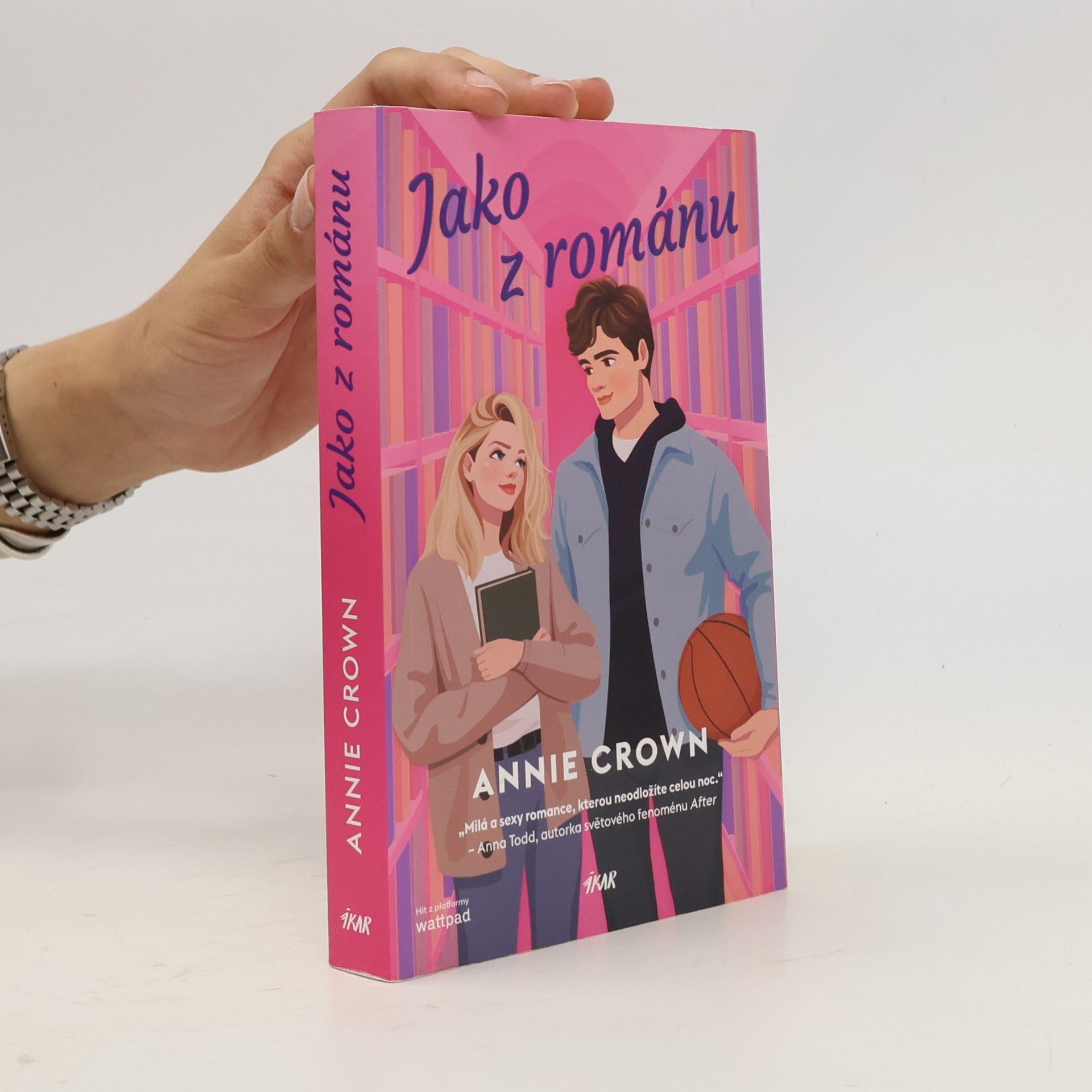 Annie Crown Jako z románu