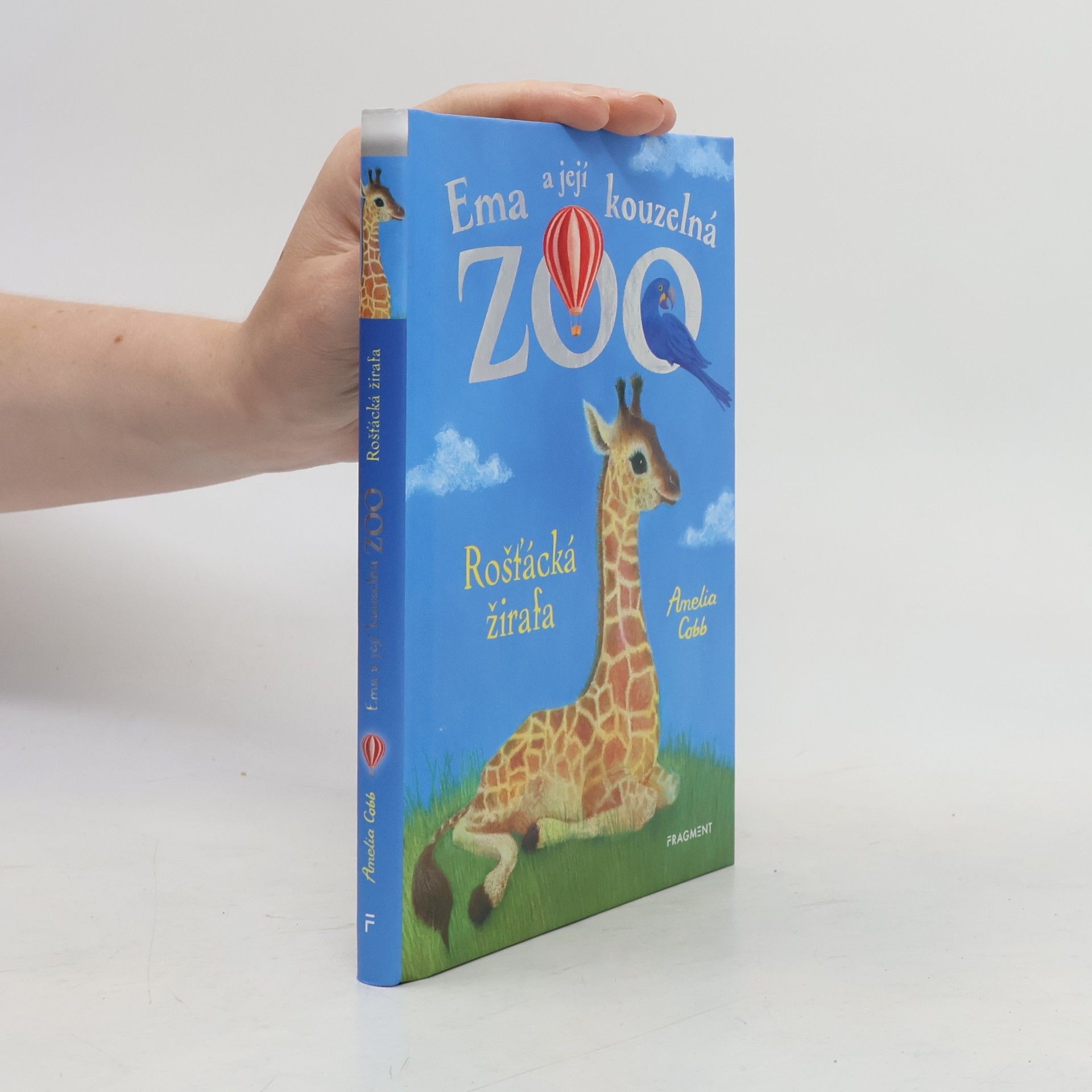 Cobb, Amelia Ema a její kouzelná zoo. Rošťácká žirafa