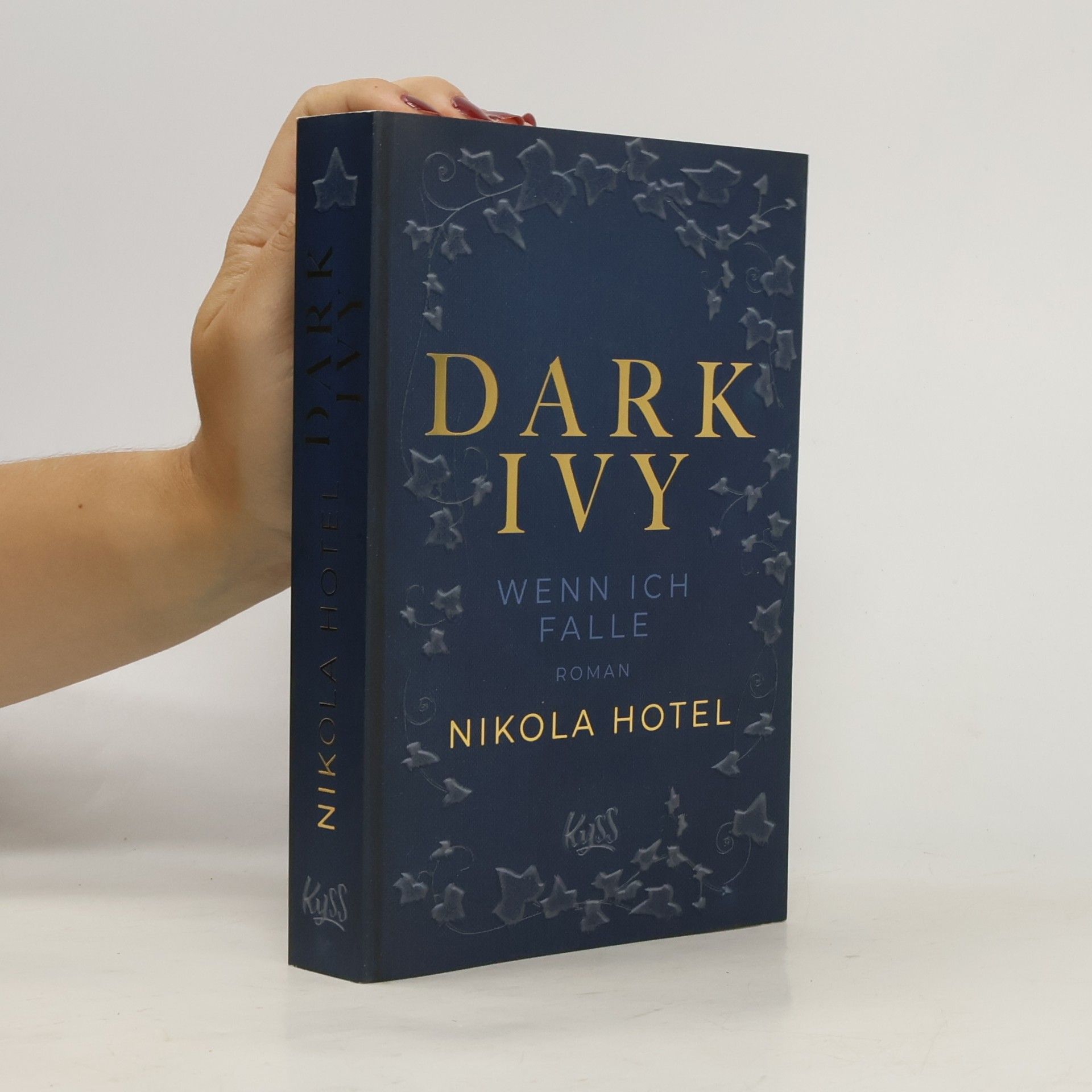 Nikola Hotel Dark Ivy - Wenn ich falle