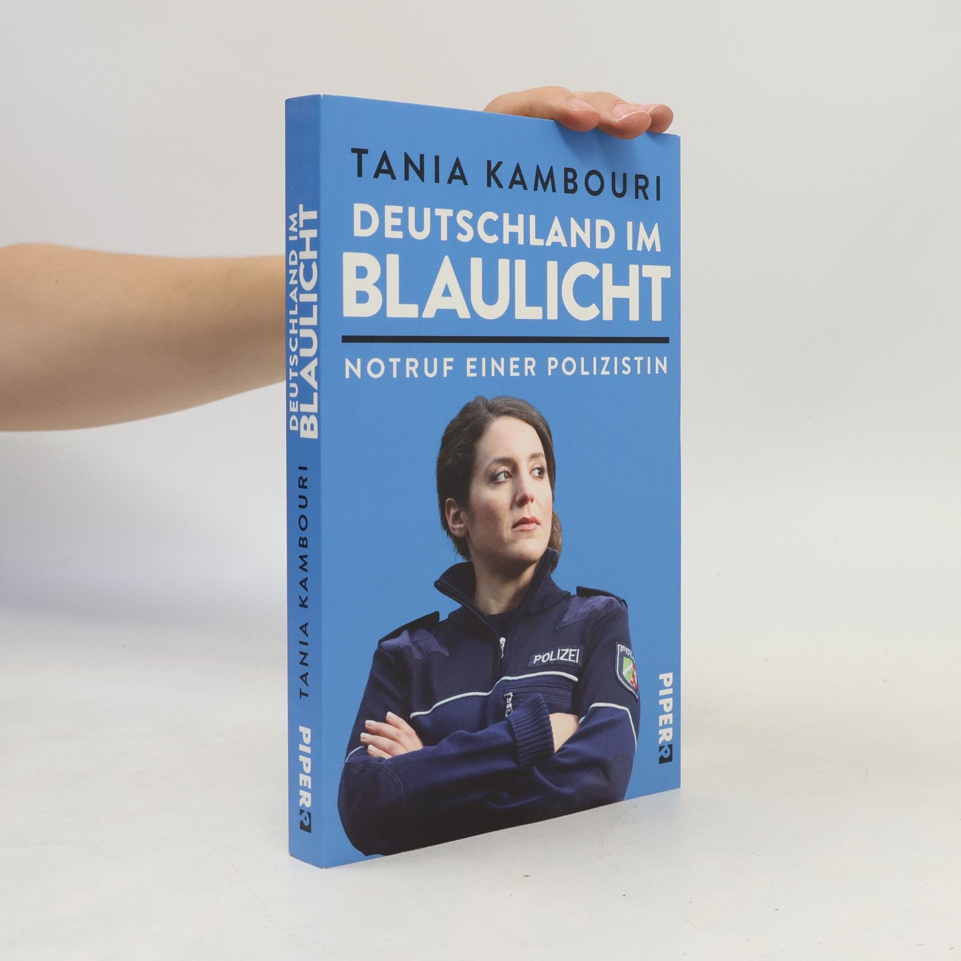 Tania Kambouri Deutschland im Blaulicht : Notruf einer Polizistin