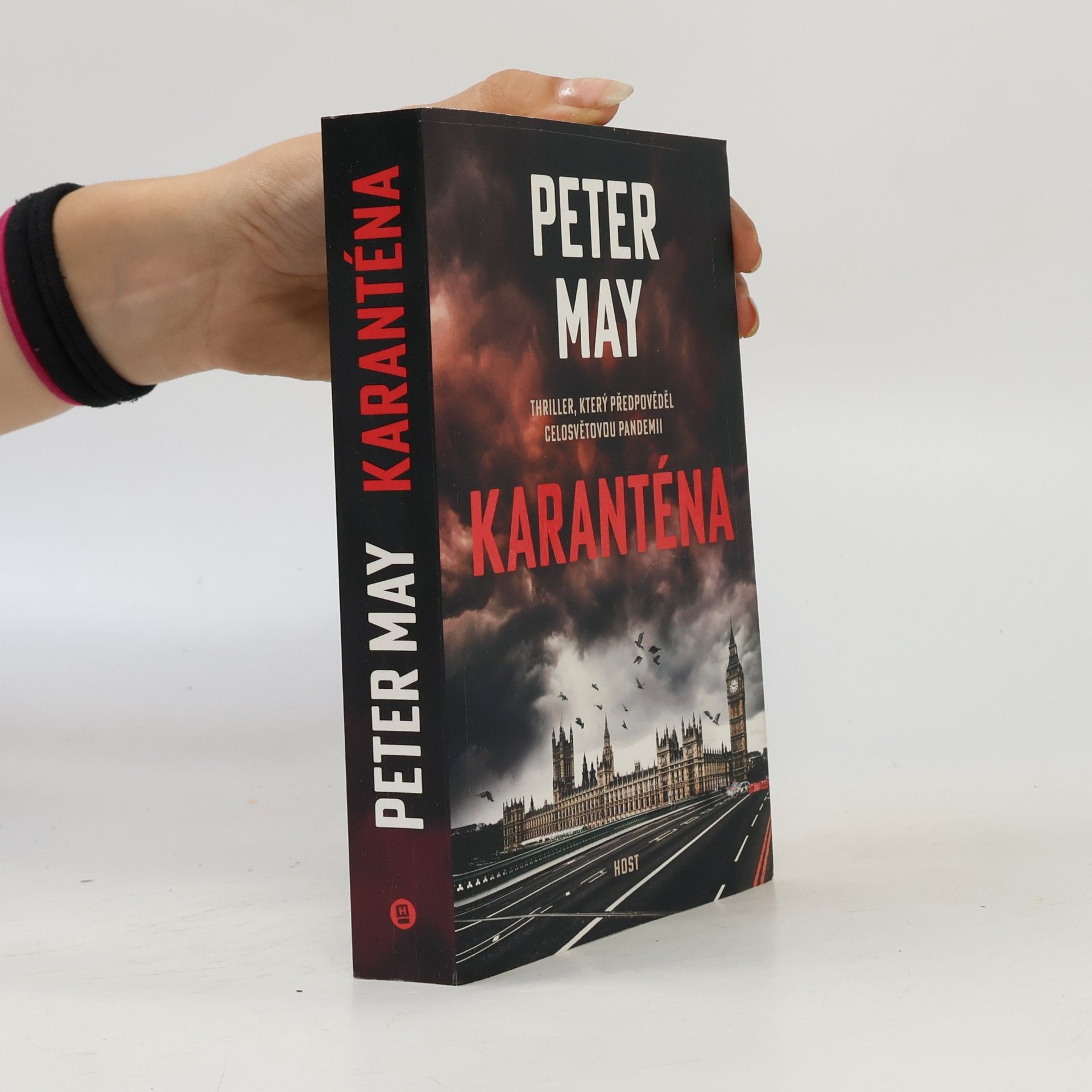 Peter May Karanténa
