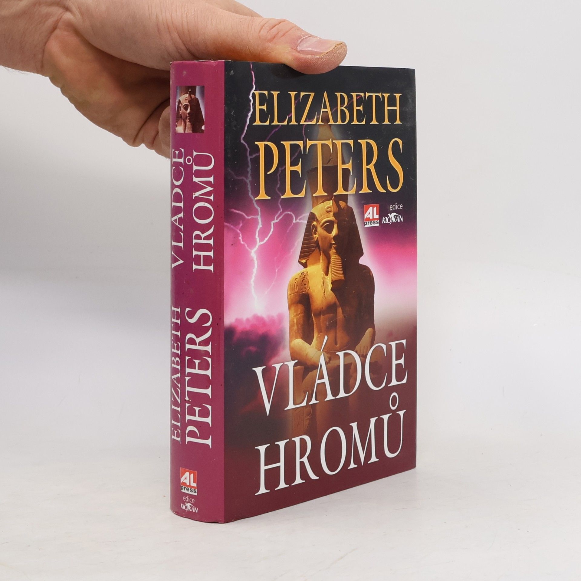Elizabeth Peters Vládce hromů