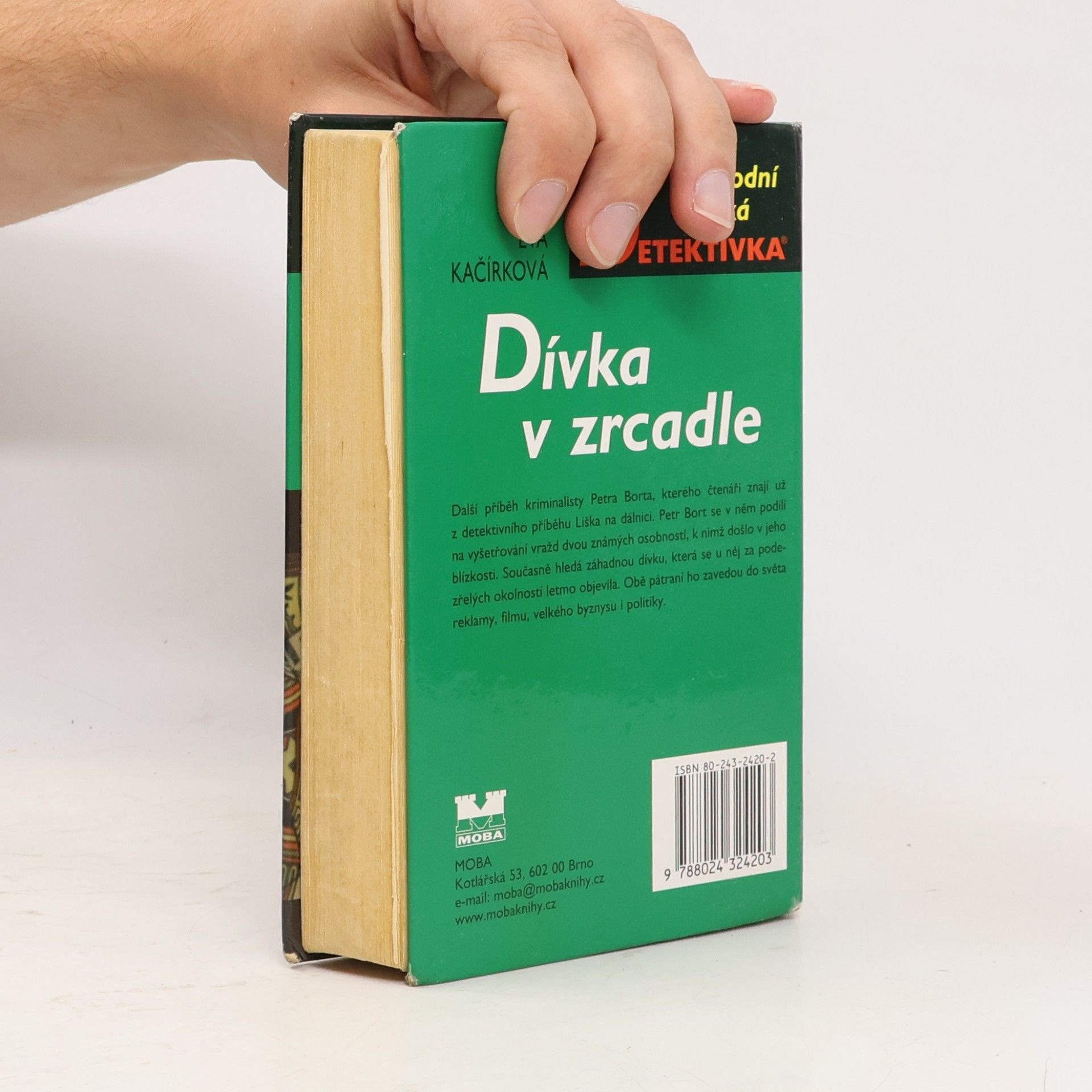 Eva Kačírková Dívka v zrcadle