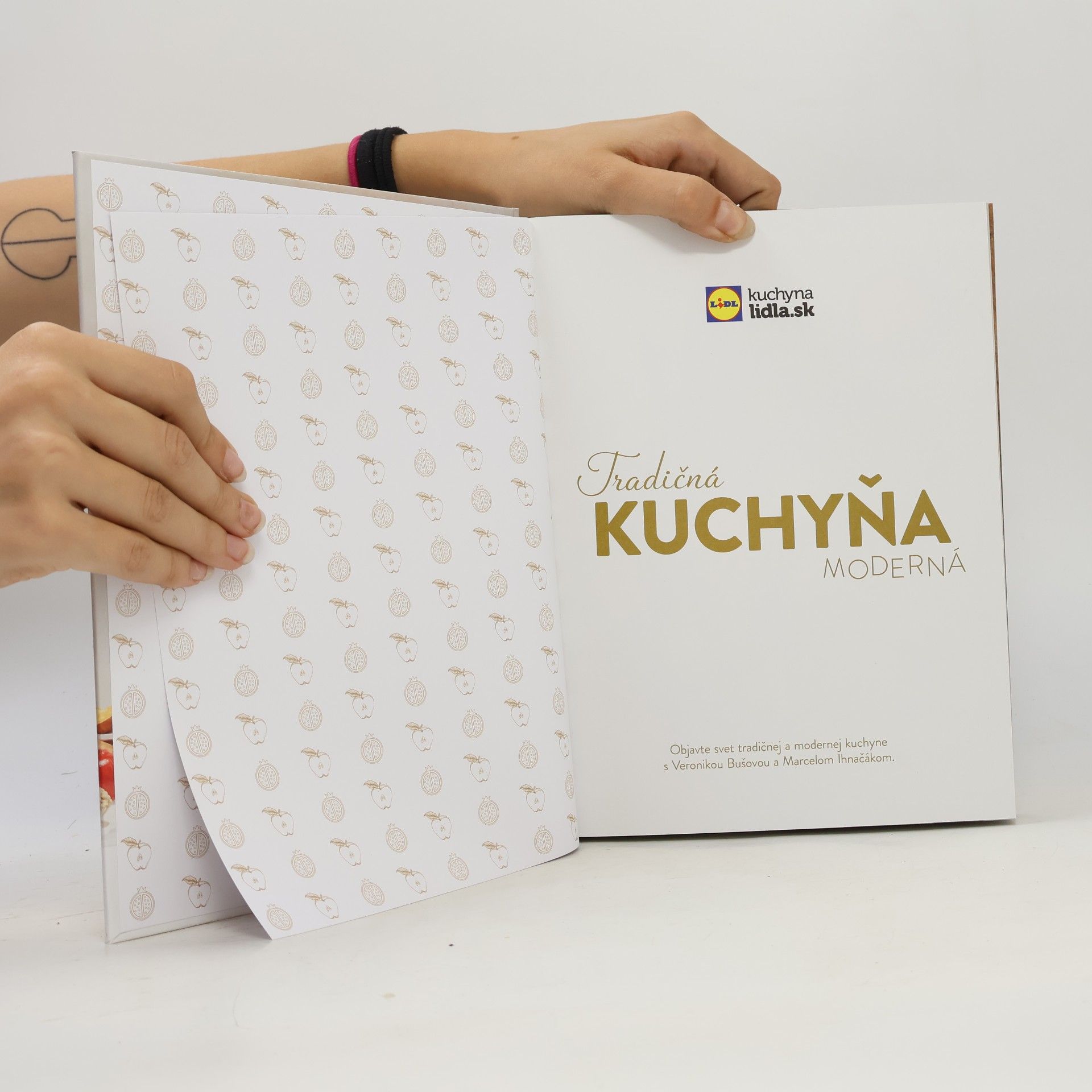 Veronika Bušová Tradičná kuchyňa moderná