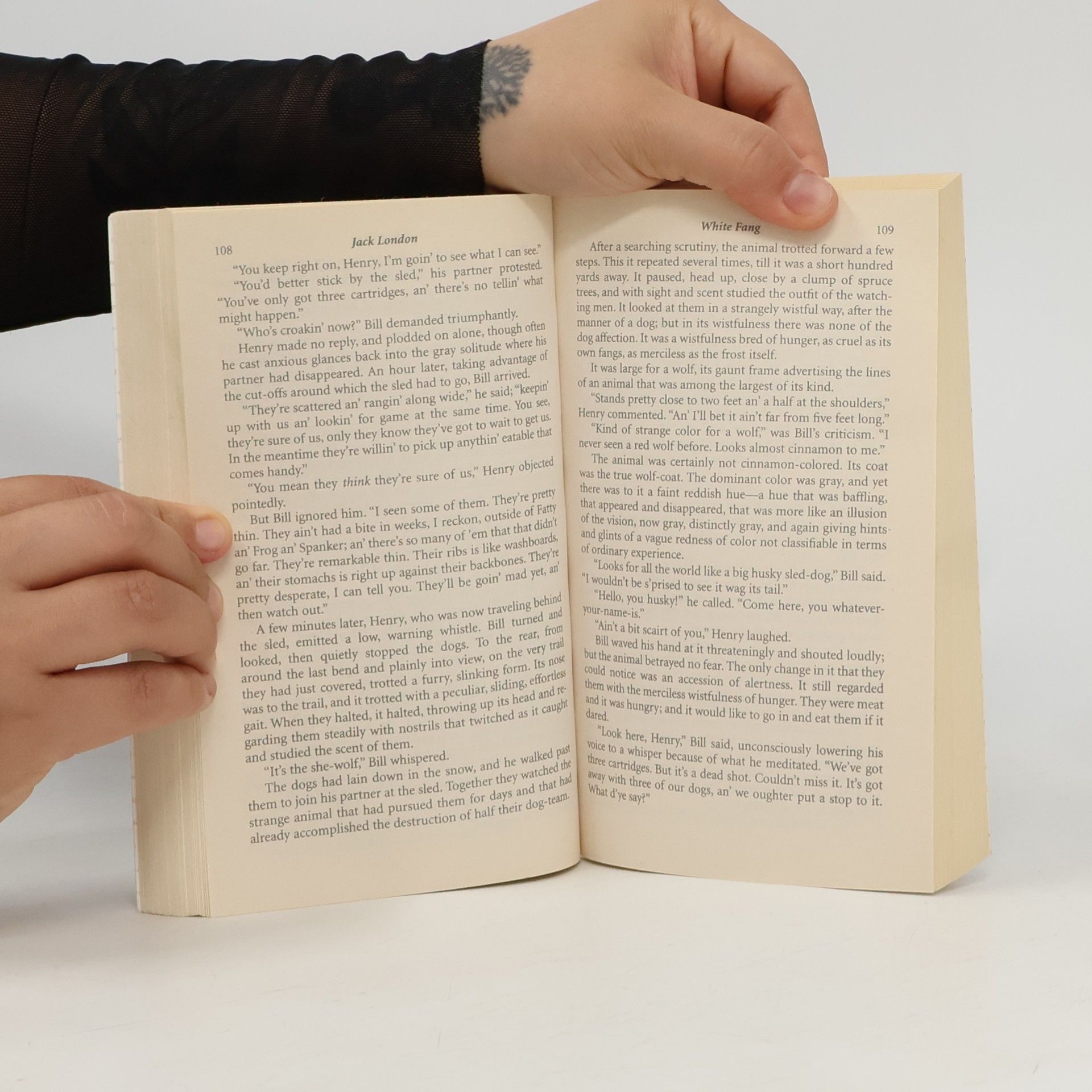 Jack London Barnes & Noble Classics: The Call of the Wild and White Fang