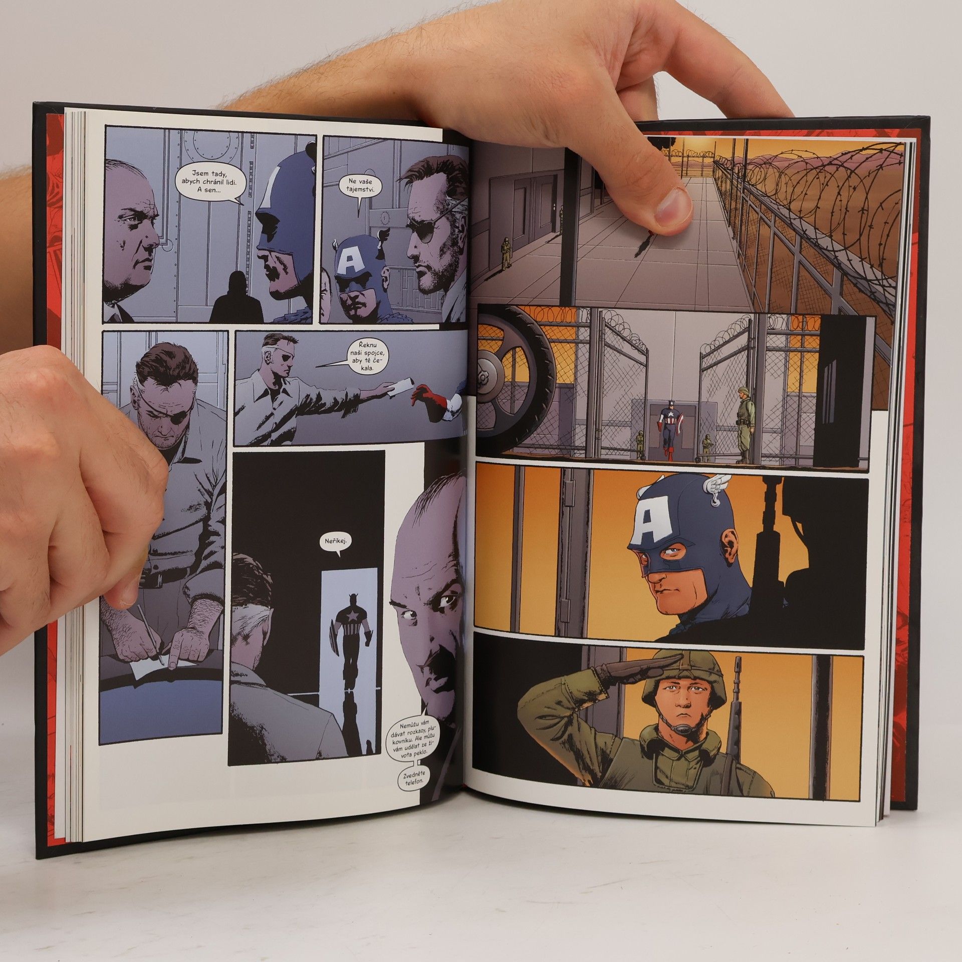 John Cassaday Ultimátní komixový komplet 14. Captain America. Nový úděl