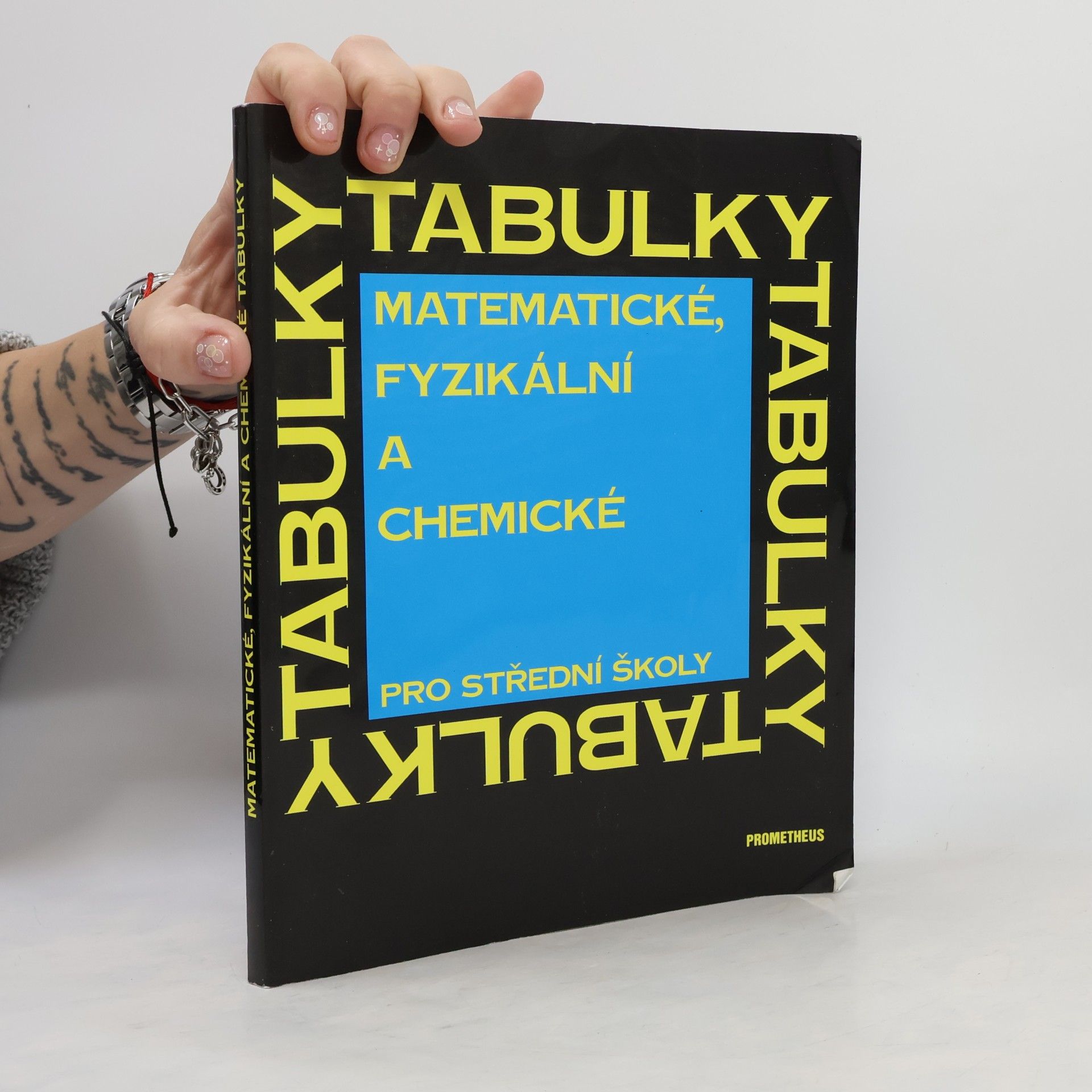 Jiří Mikulčák Matematické, fyzikální a chemické tabulky pro střední školy