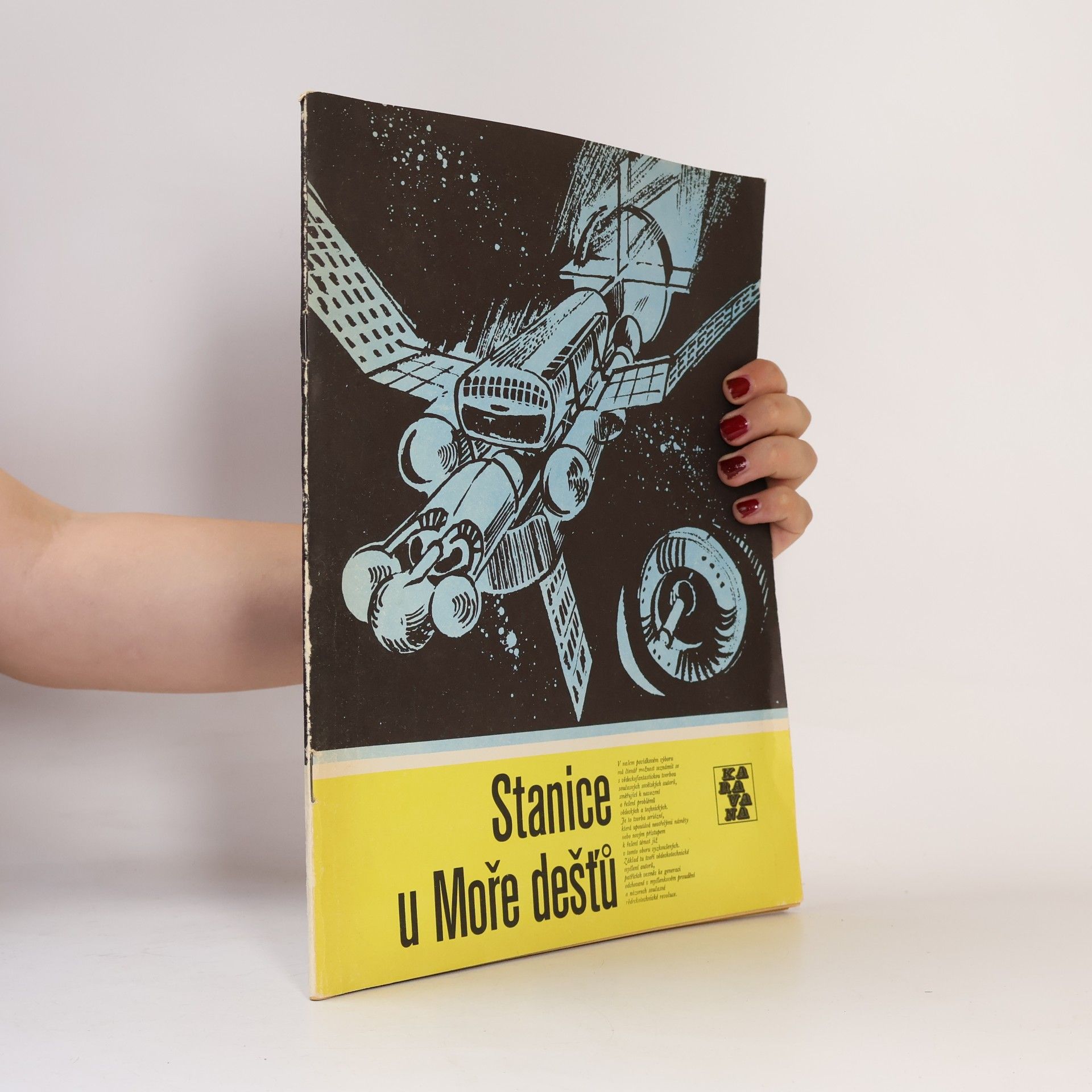 Autores varios Stanice u Moře dešťů