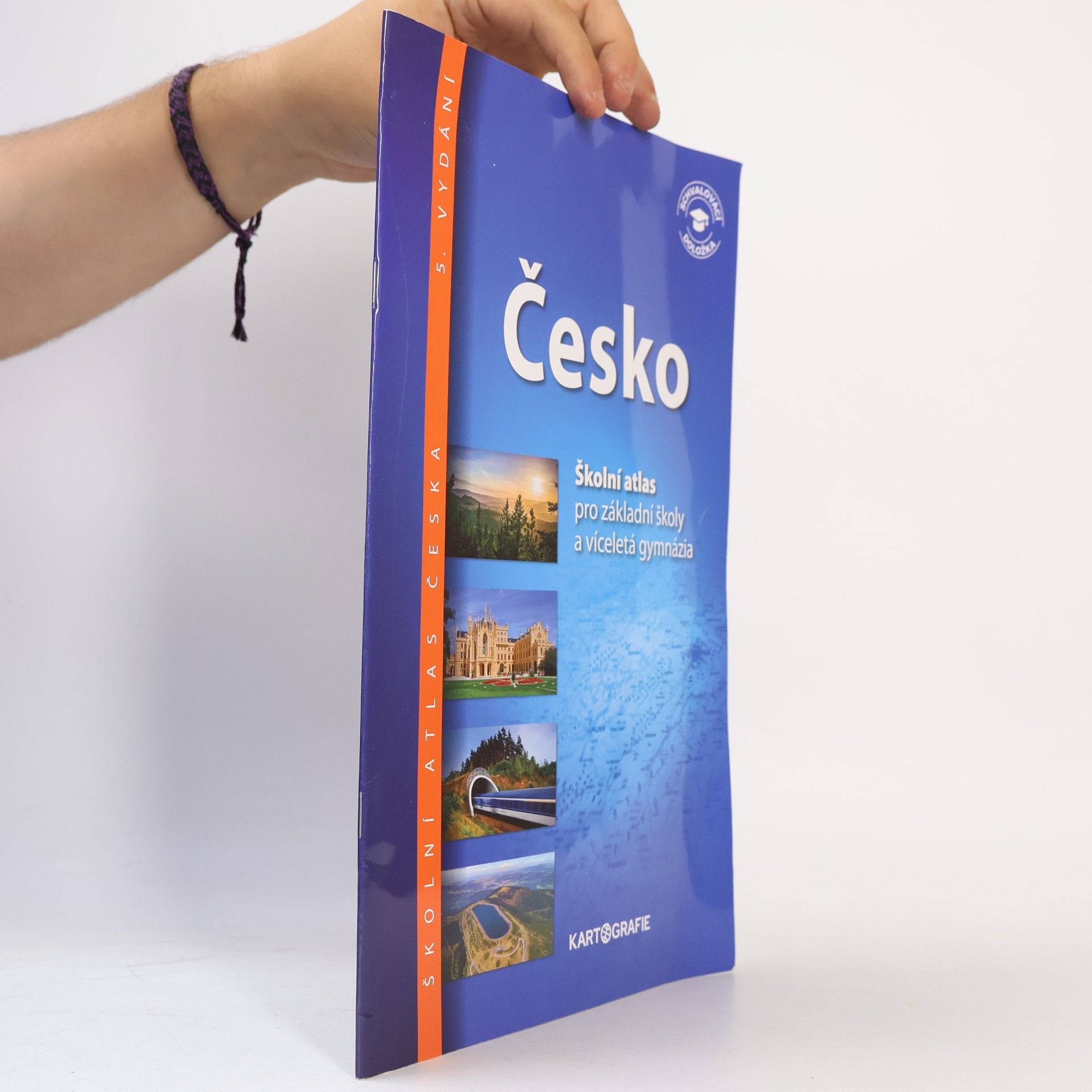 Kolektiv autorů Česko: školní atlas pro základní školy a víceletá gymnázia