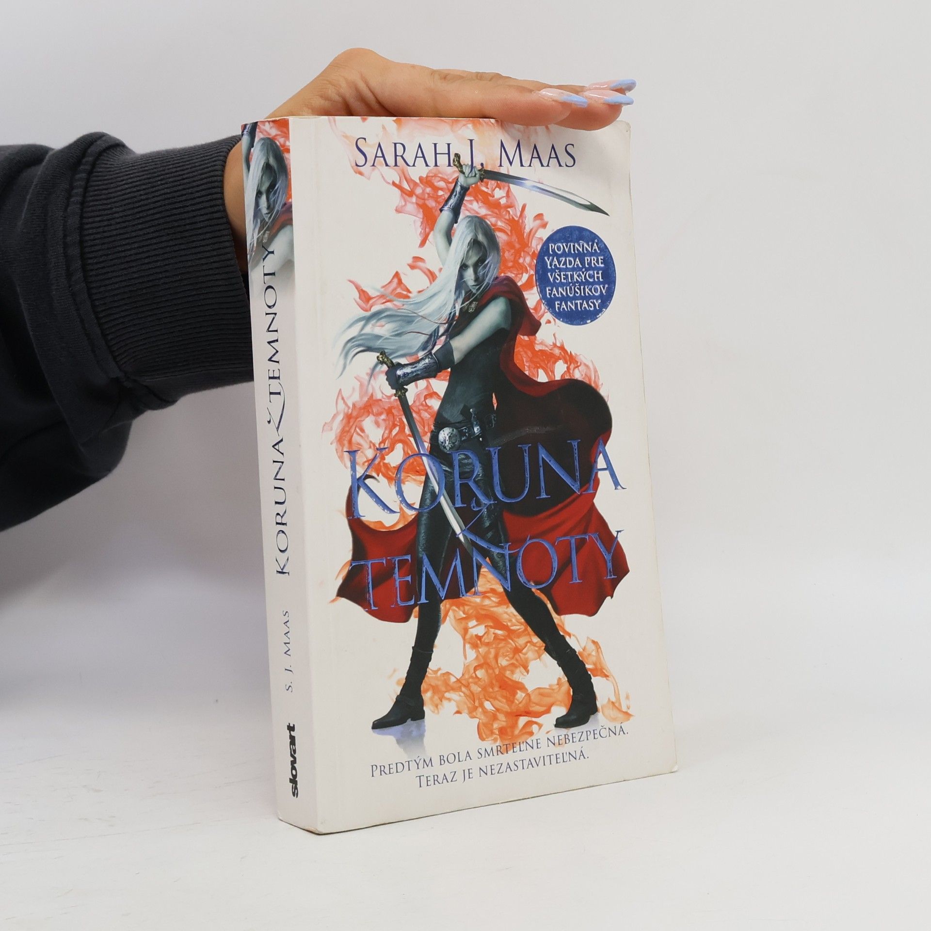 Sarah J. Maas Koruna z temnoty