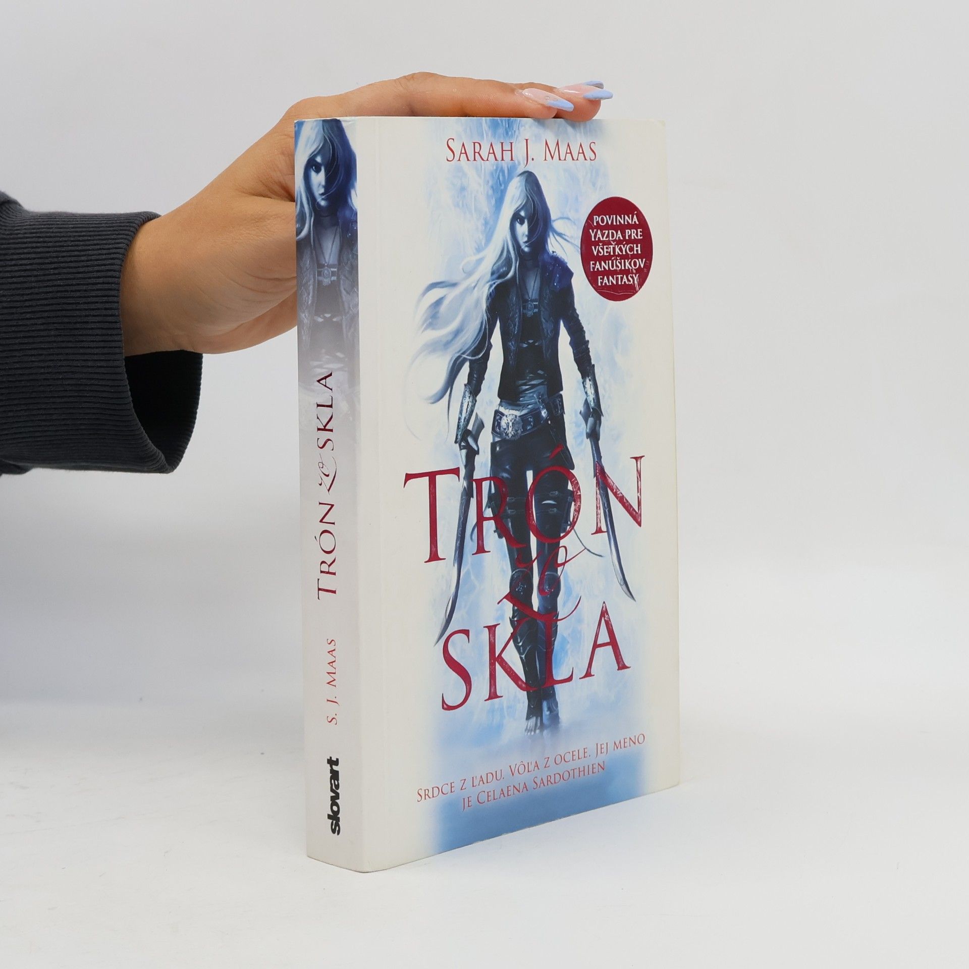 Sarah J. Maas Trón zo skla