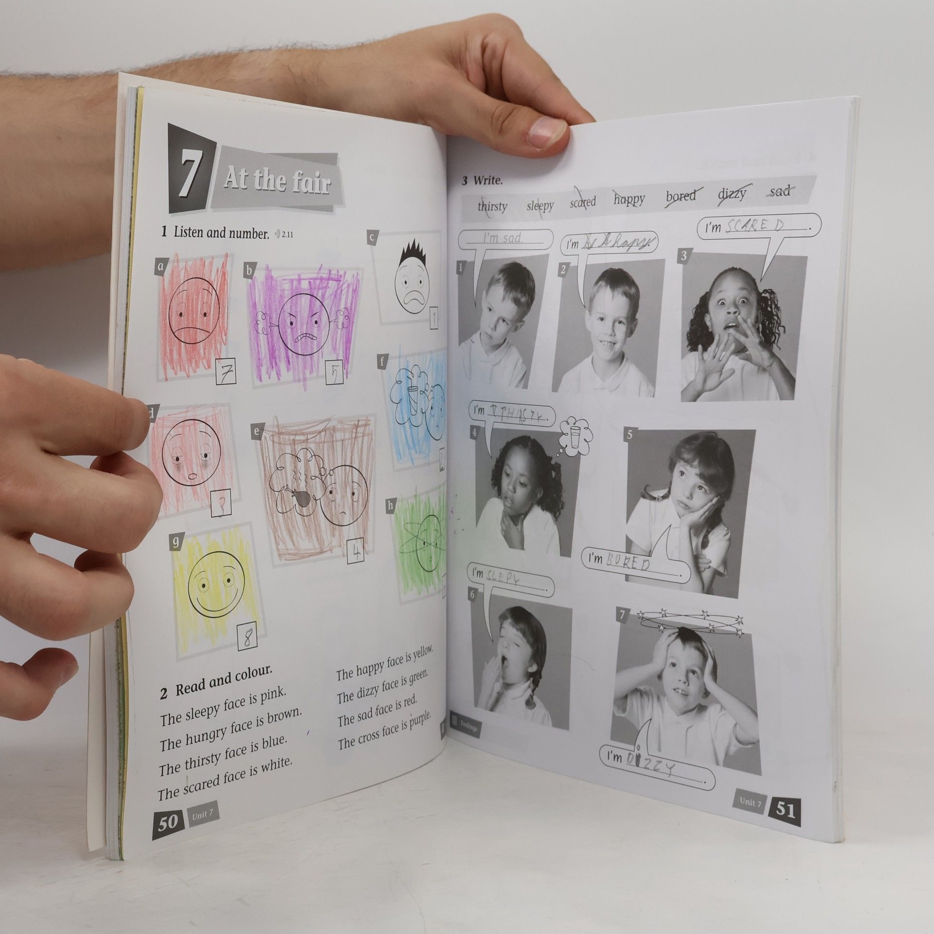 Tom Hutchinson Incredible English 2: Activity Book