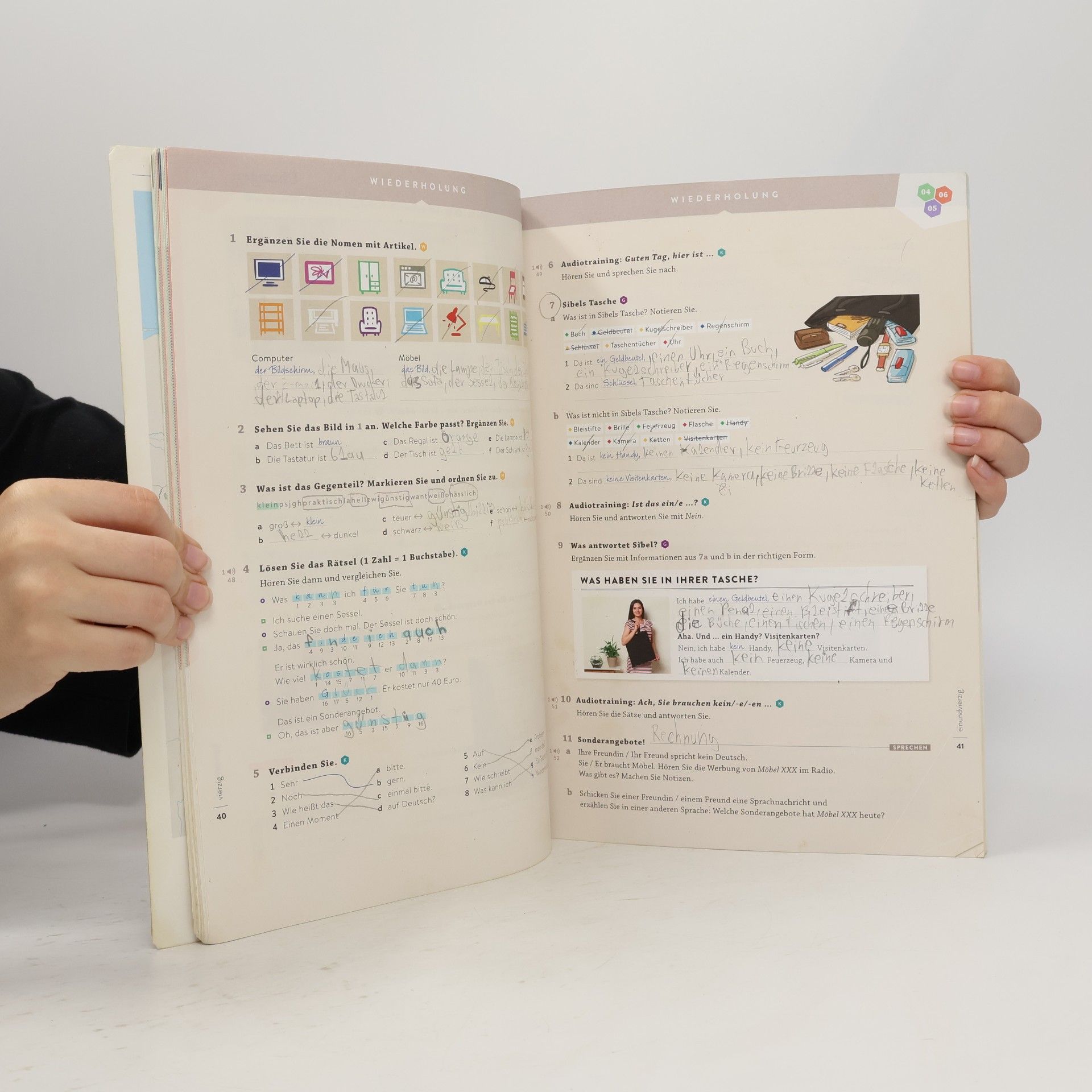 Angela Pude Momente : Deutsch als Fremdsprache. Arbeitsbuch plus interaktive Version