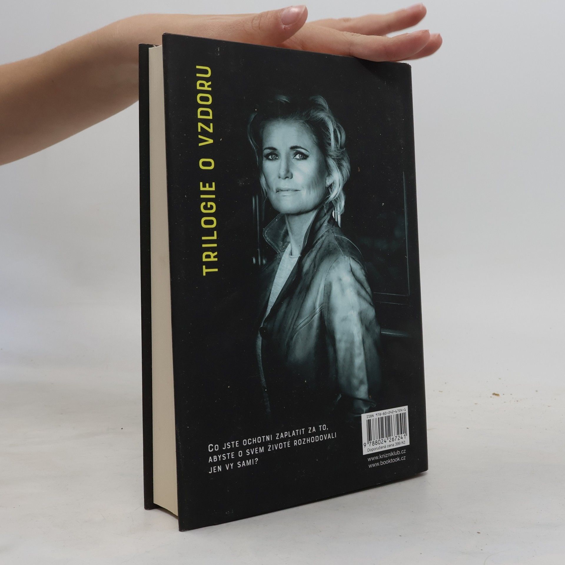 Louise Boije af Gennäs Přízraky
