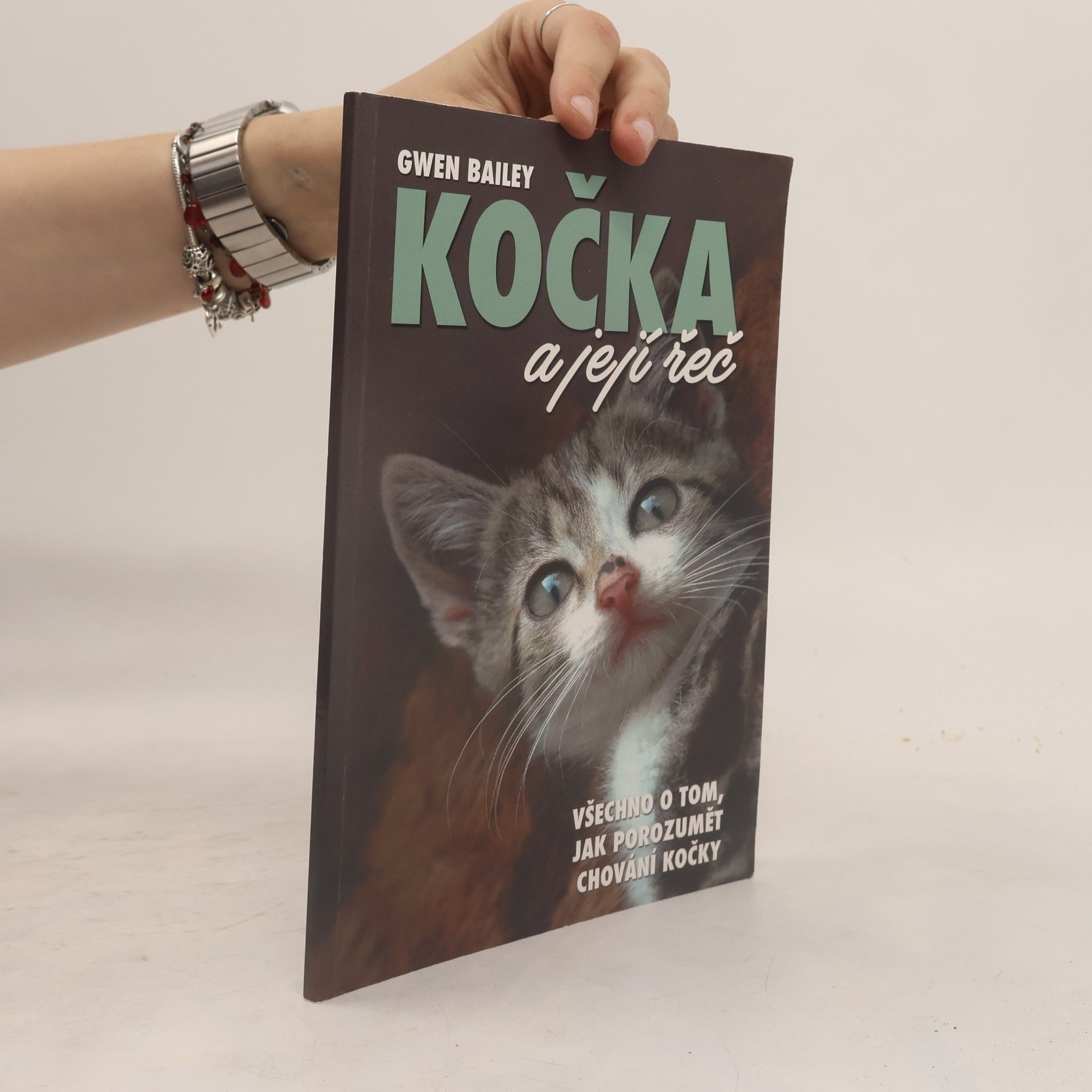 Gwen Bayley Kočka a její řeč