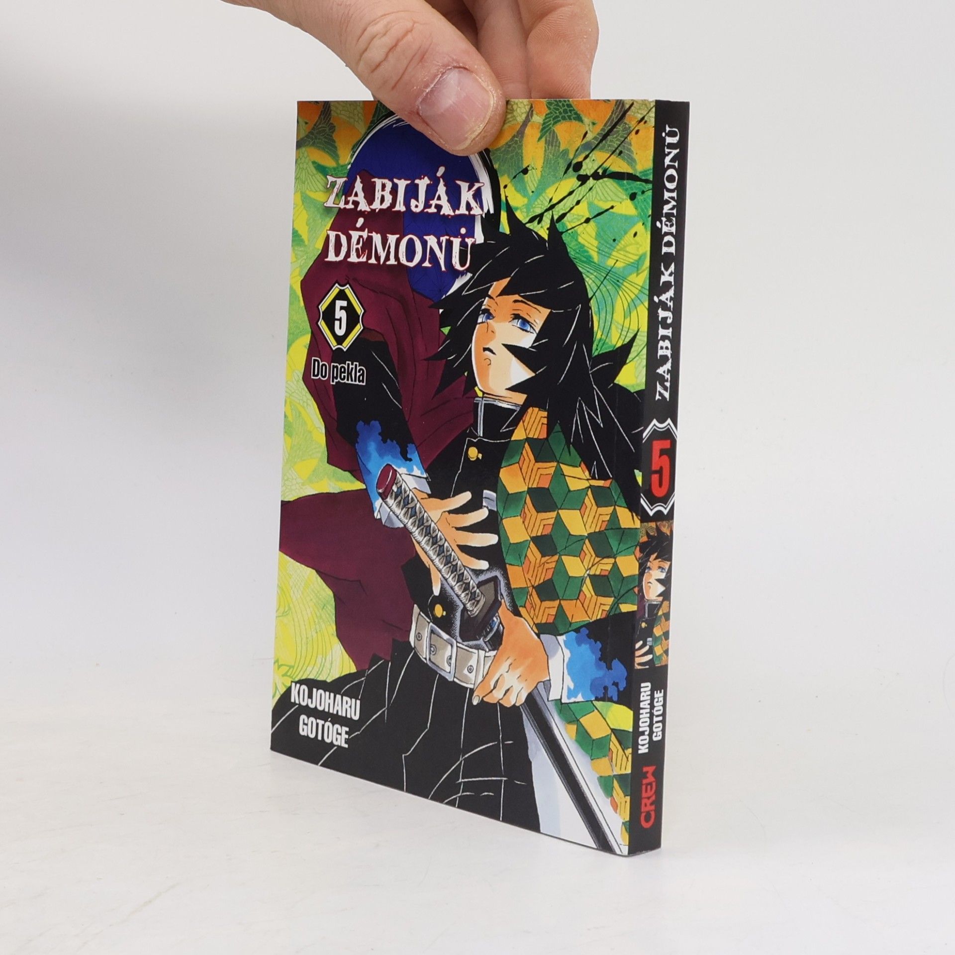 Koyoharu Gotoge Zabiják démonů 5. Do pekla