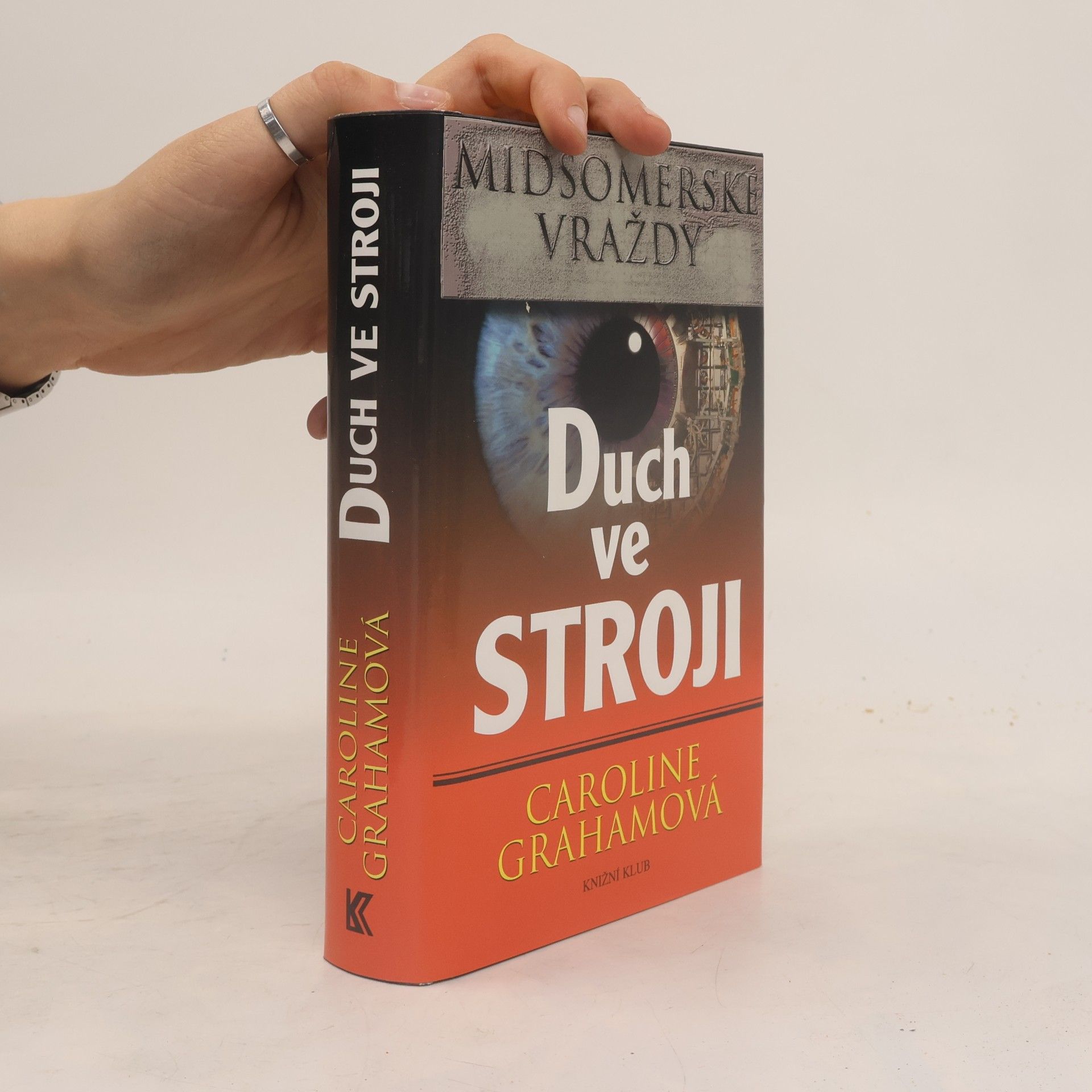 Caroline Grahamová Duch ve stroji