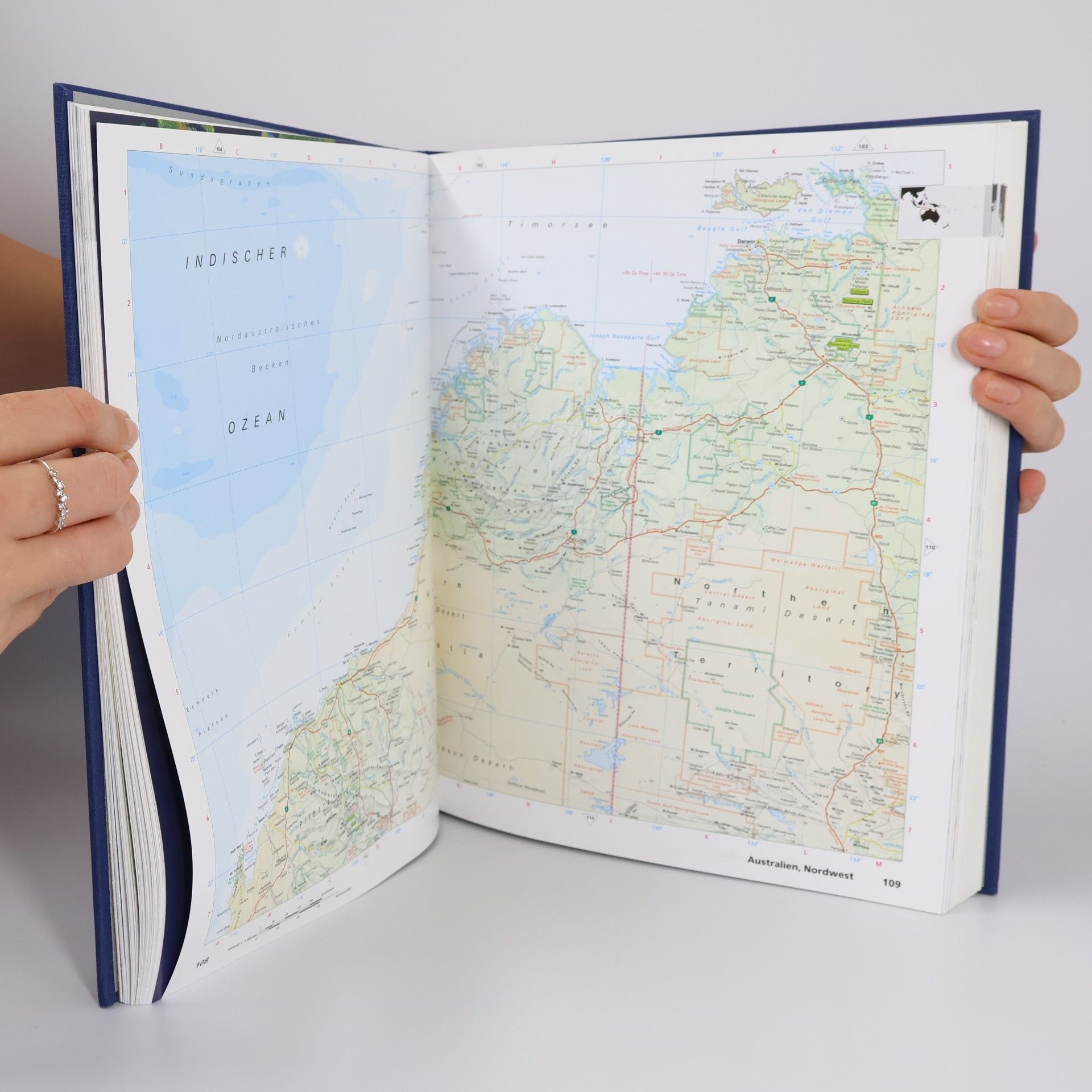 Autorenkollektiv Universal Atlas
