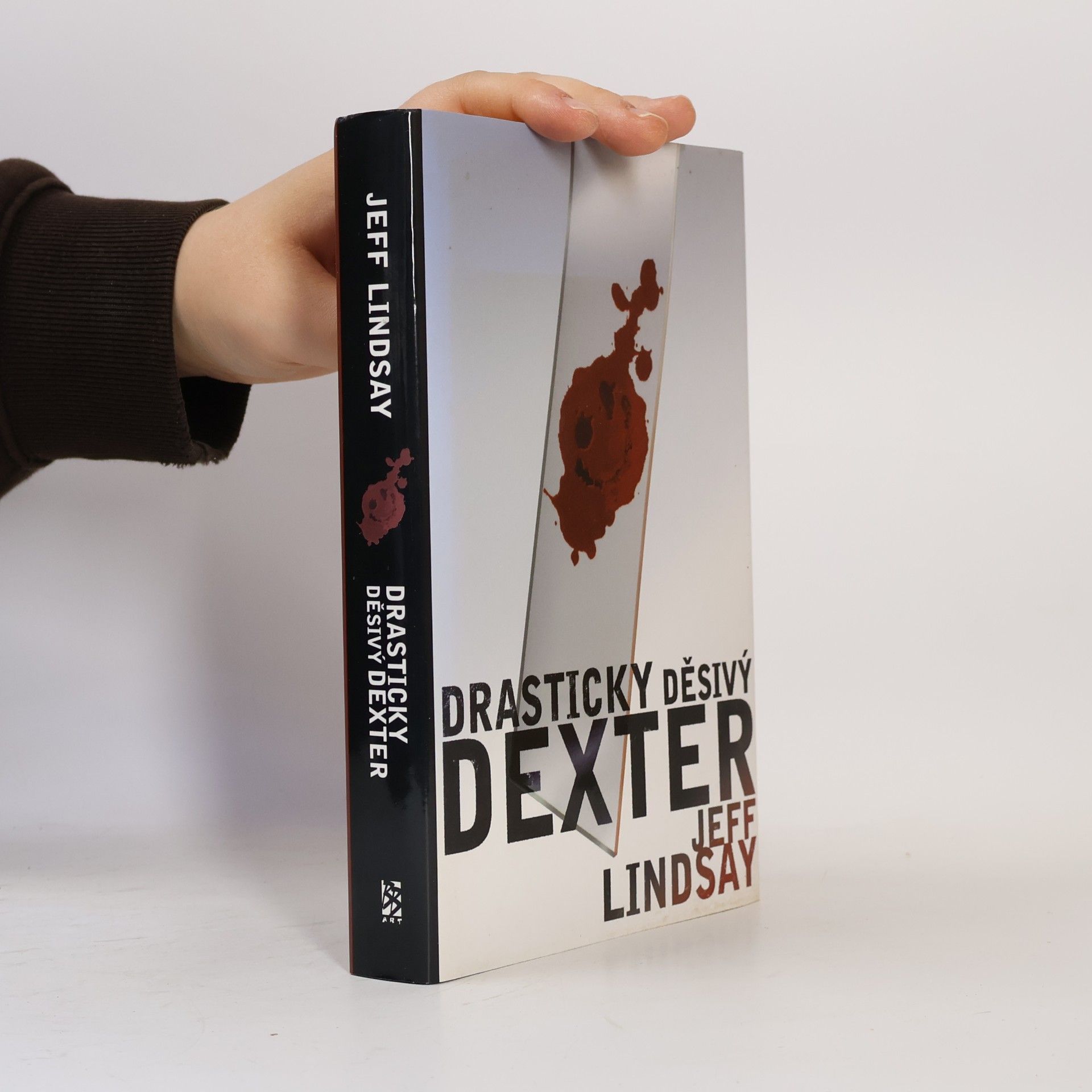 Jeff Lindsay Drasticky děsivý Dexter