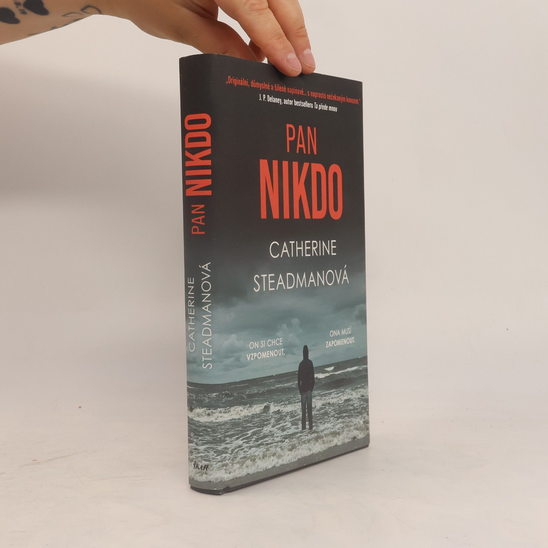 Catherine Steadman Pan Nikdo