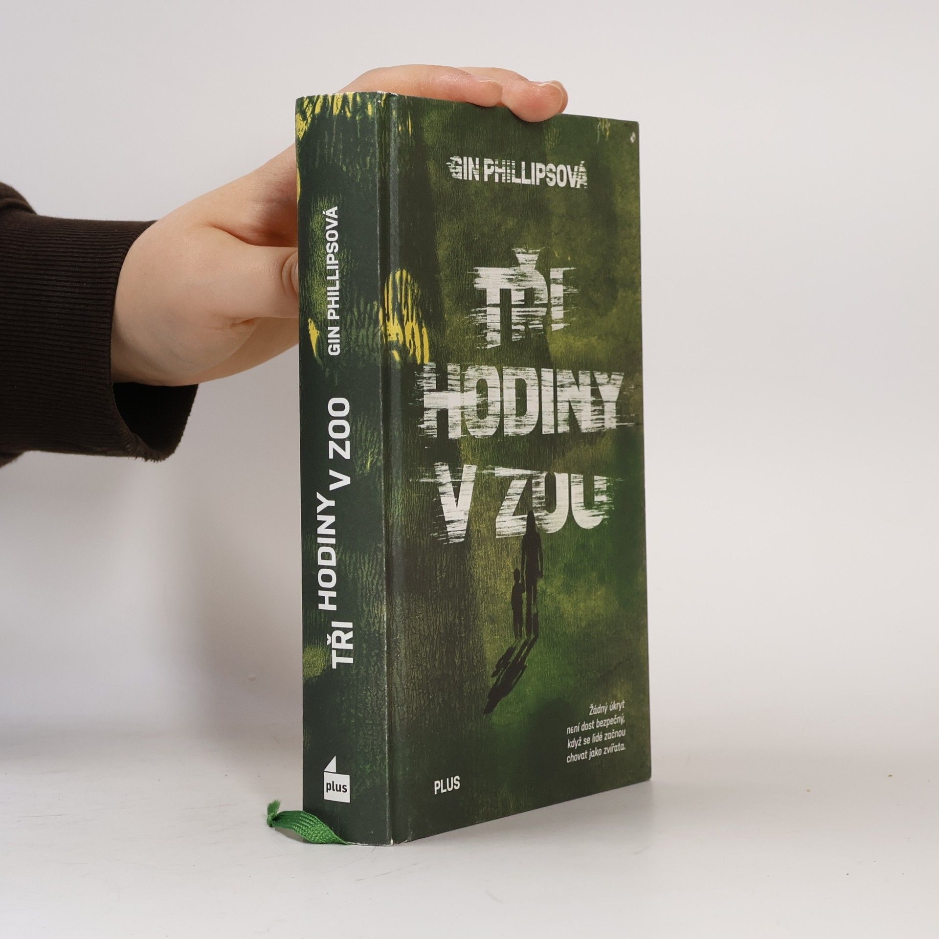 Gin Phillips Tři hodiny v ZOO