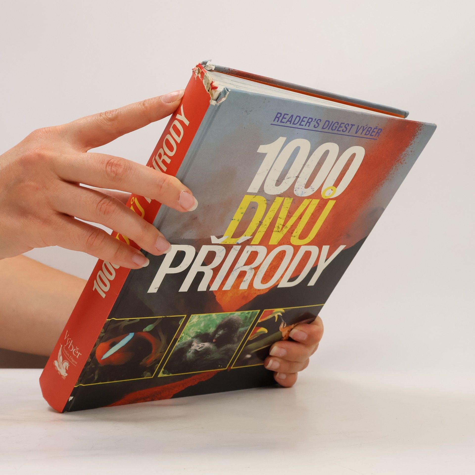 AA.VV. 1000 divů přírody