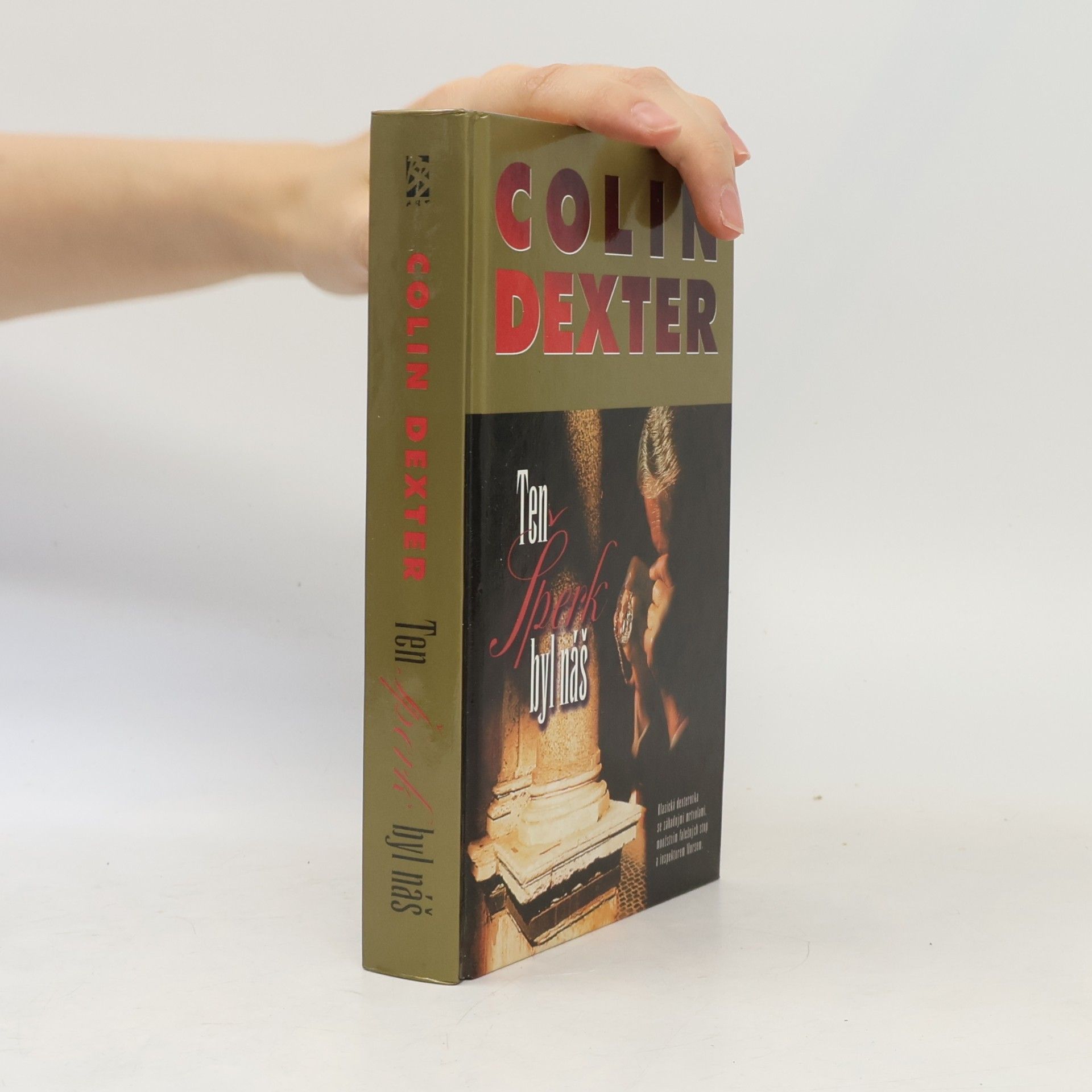 Colin Dexter Ten šperk byl náš