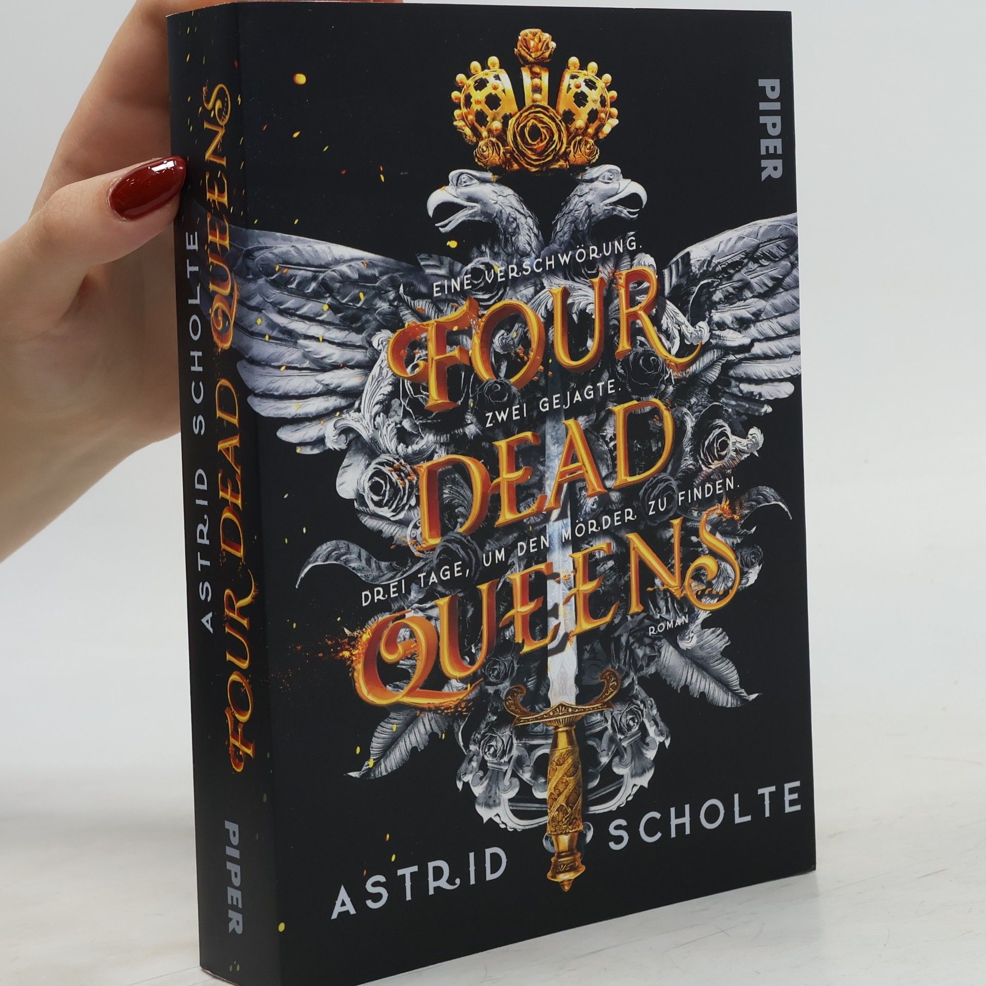 Astrid Scholte Four Dead Queens