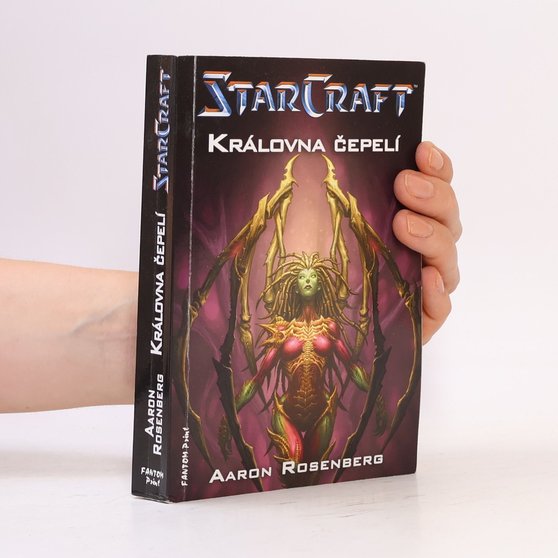 Aaron Rosenberg StarCraft. Královna čepelí