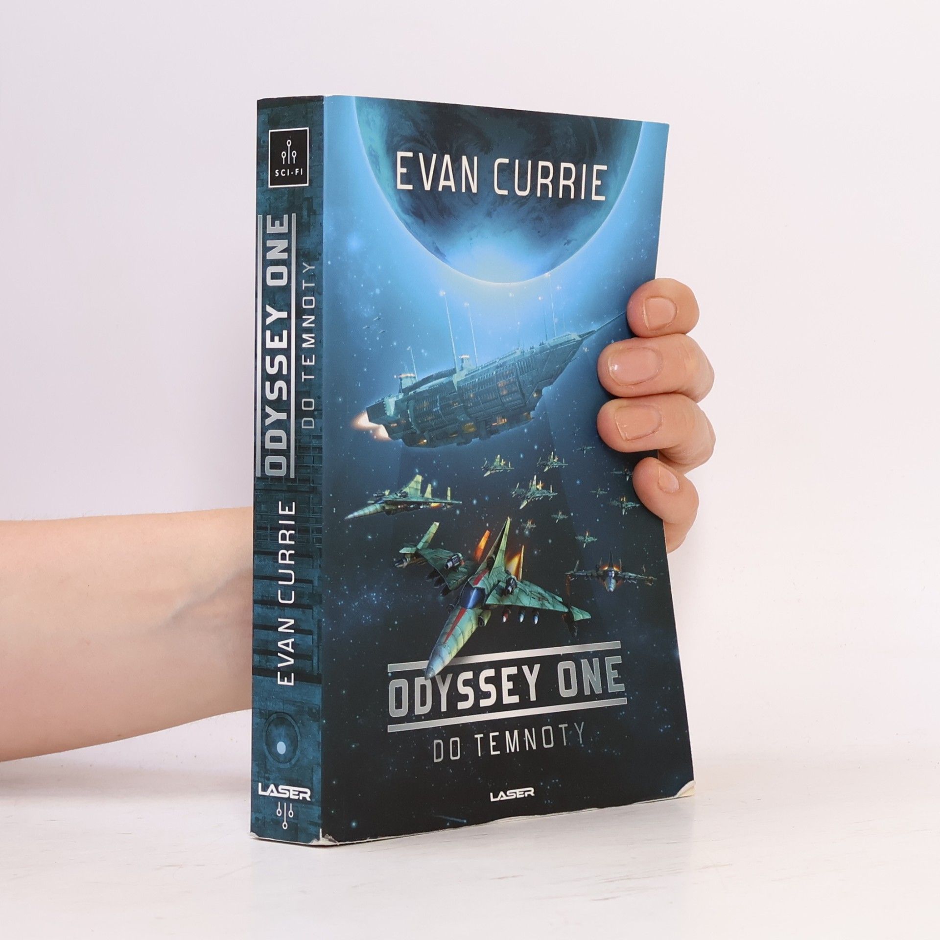 Evan Currie Odyssey one. Do temnoty