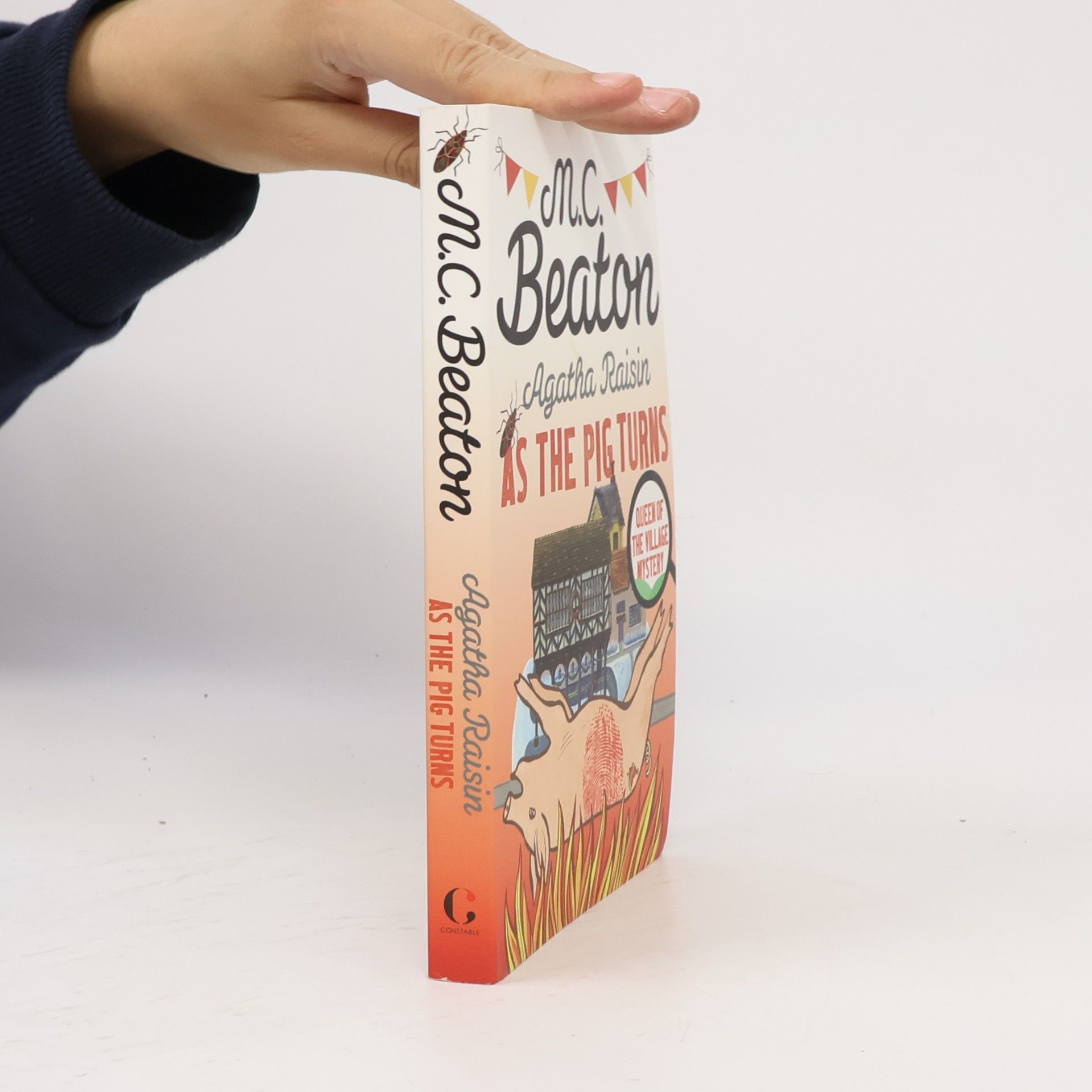 Marion Chesney Agatha Raisin: As the Pig Turns