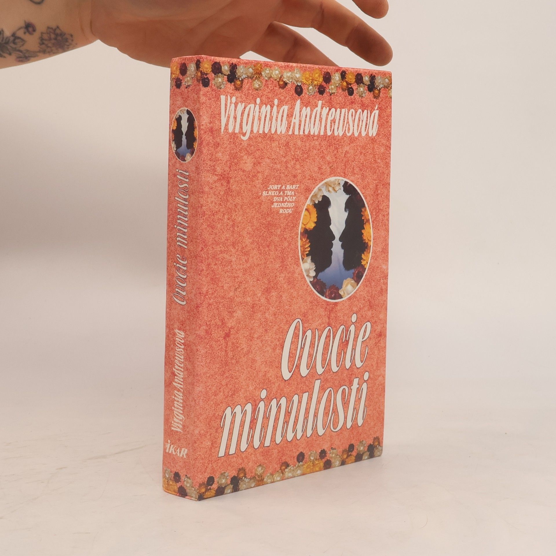 Virginia Cleo Andrews Ovocie minulosti