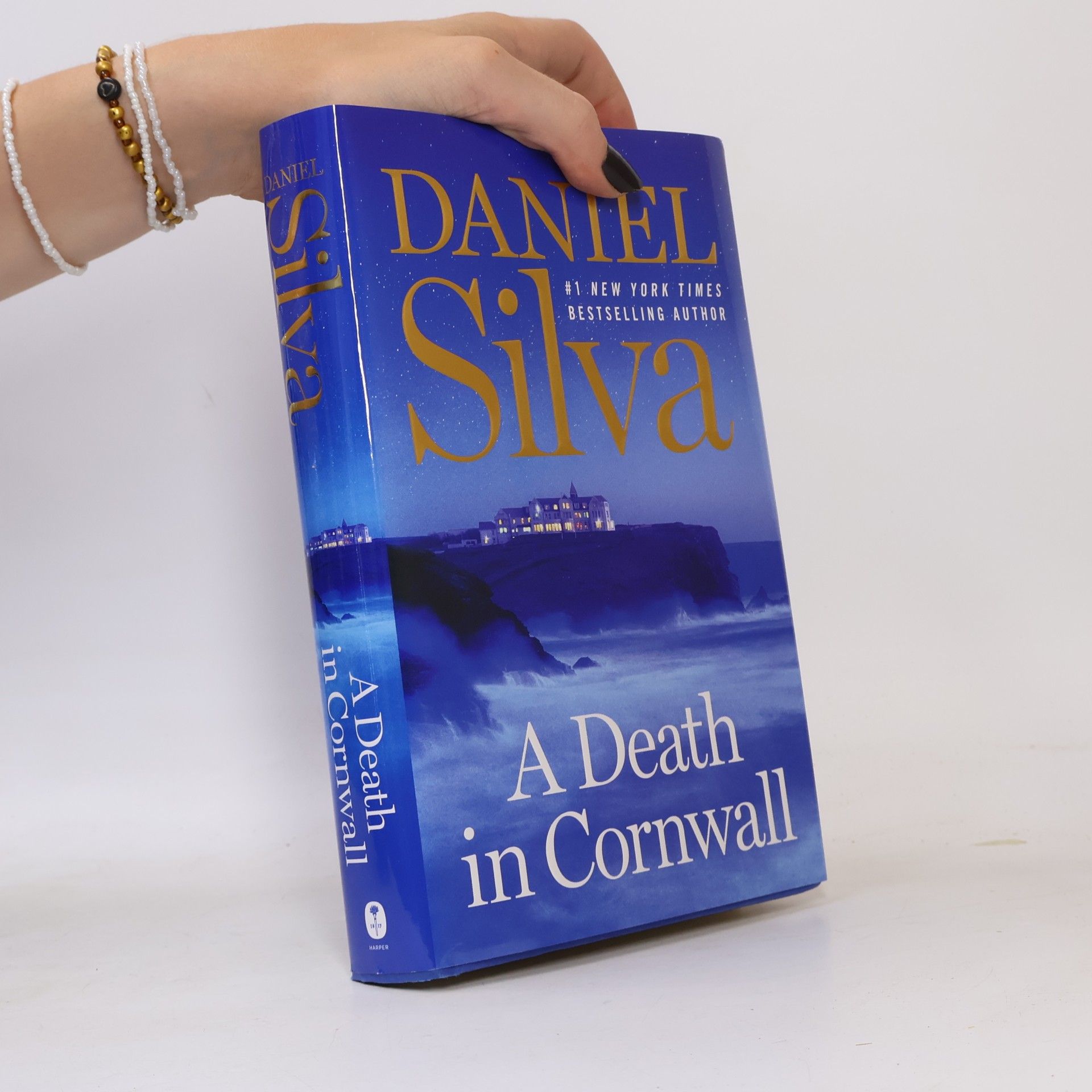 Daniel Silva A Death in Cornwall