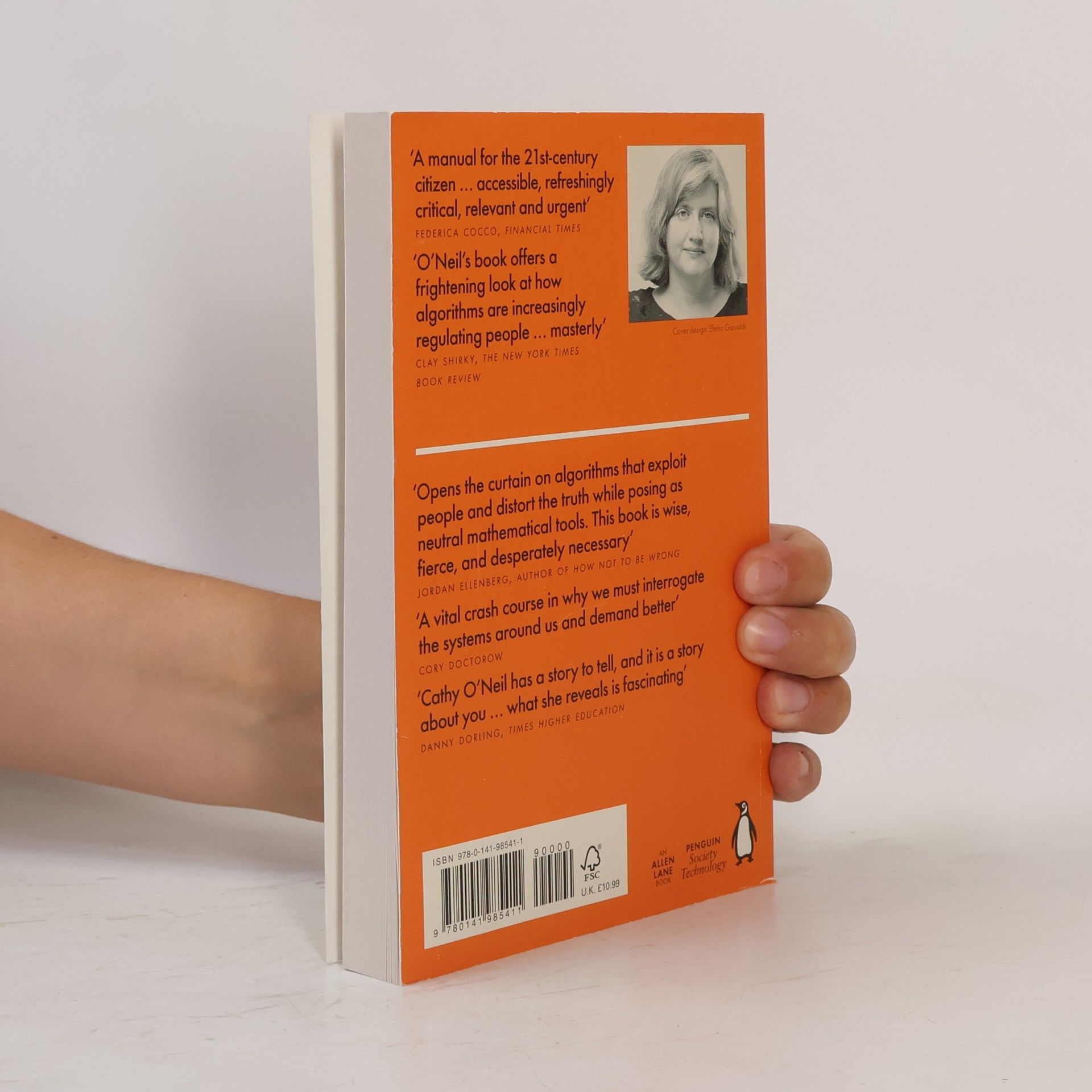 Cathy O. Neil Weapons of Math Destruction