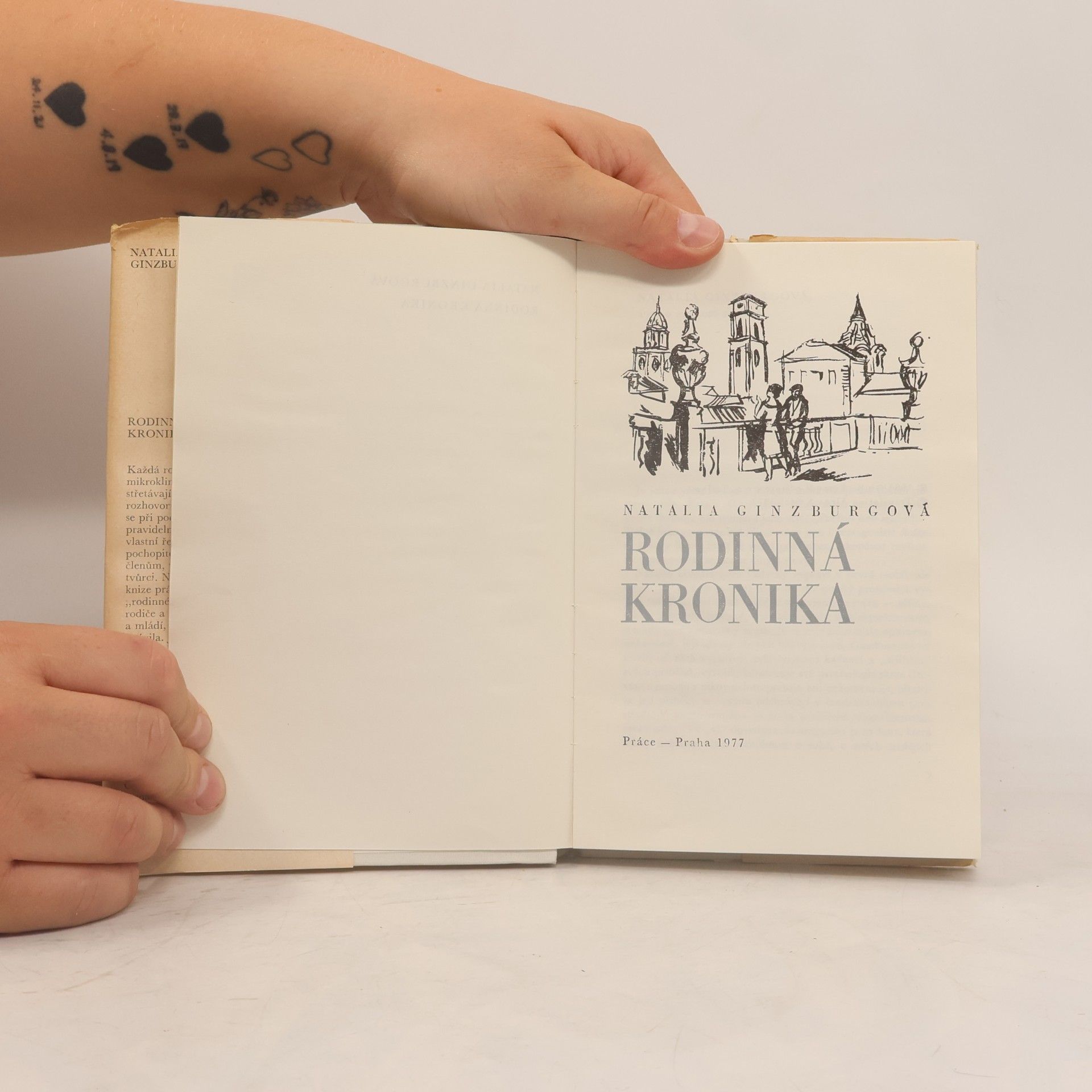 Natalia Ginzburg Rodinná kronika