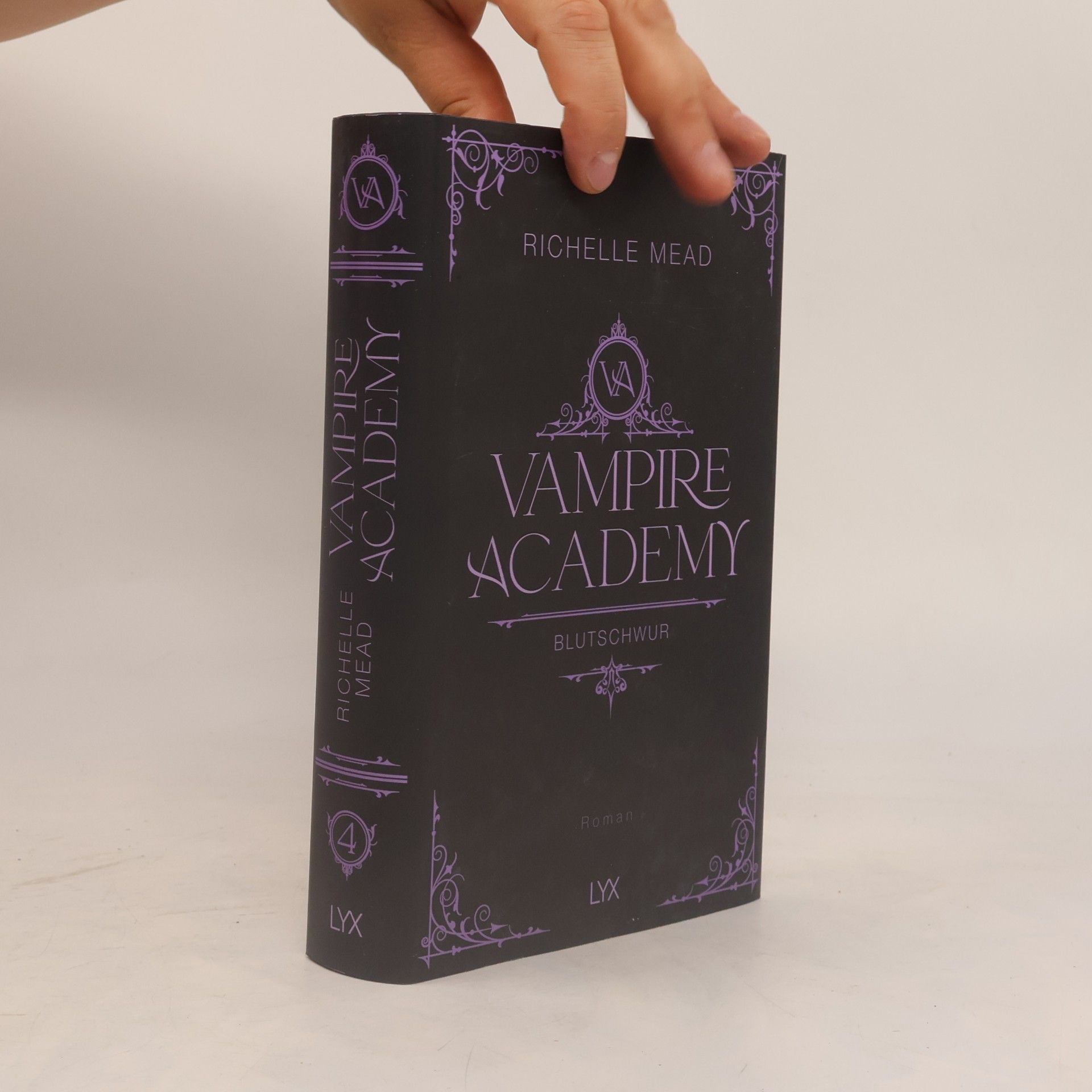Richelle Mead Blutschwur / Vampire Academy Bd.4