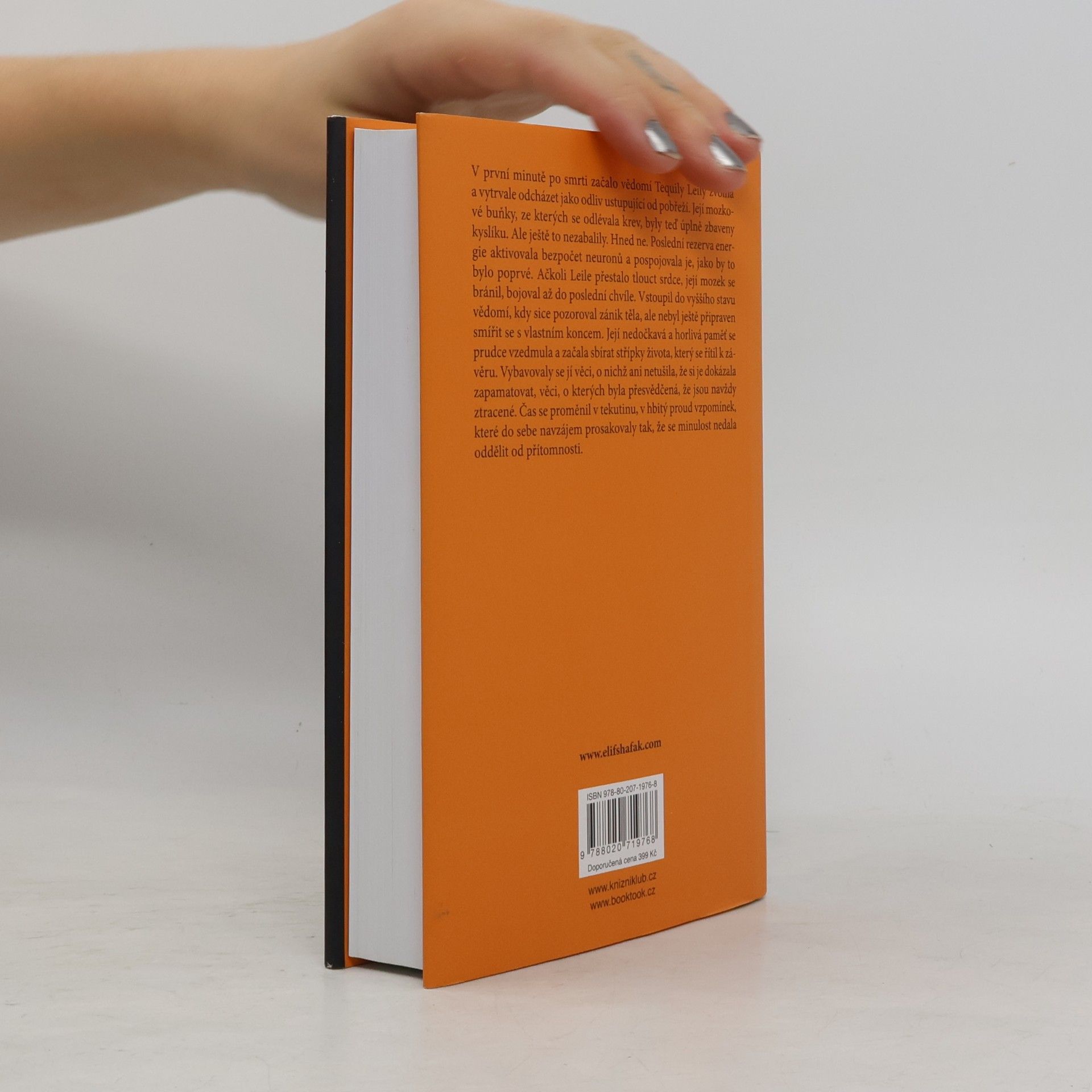 Elif Shafak 10 minut 38 vteřin