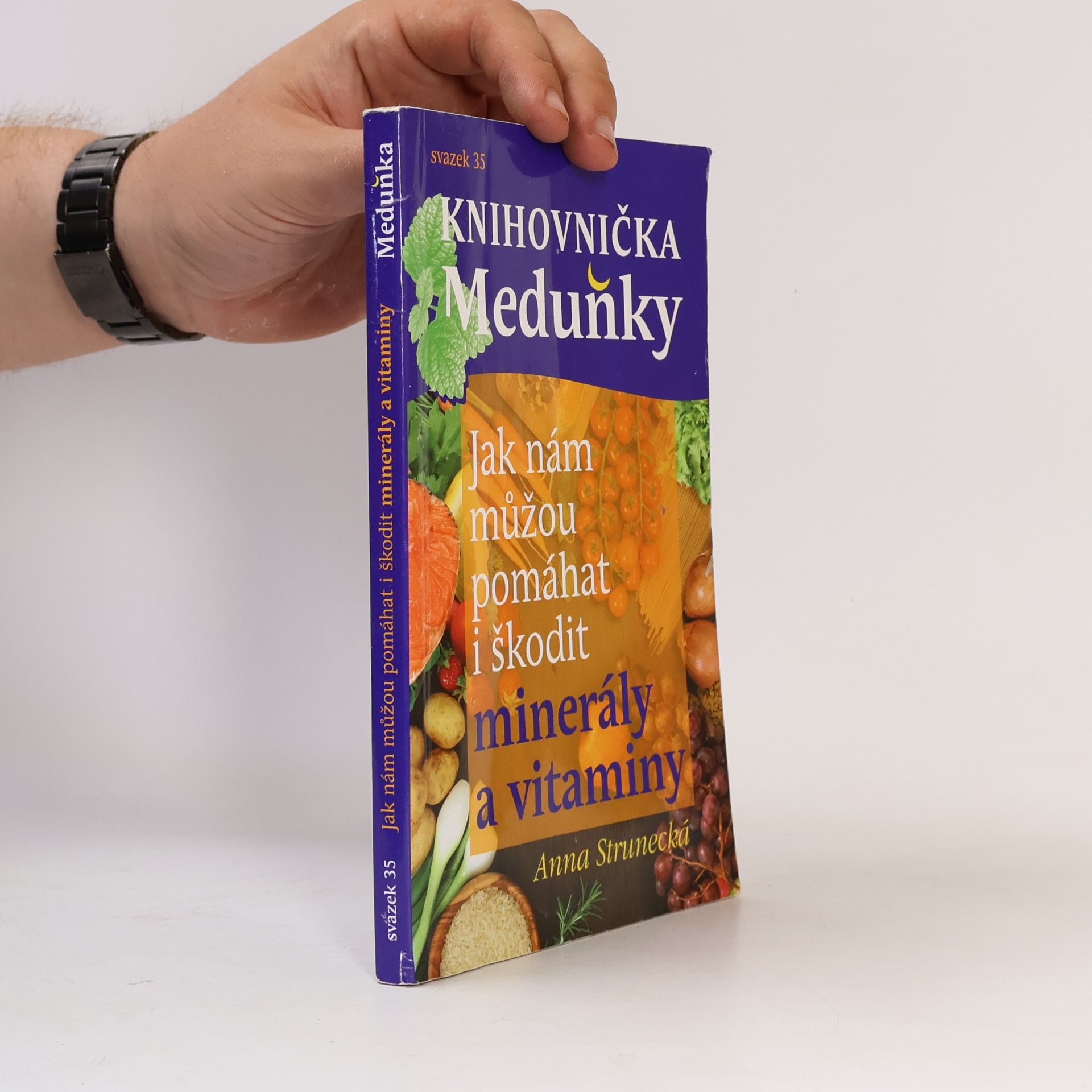 Knihovnička Meduňky 35. Jak nám můžou pomáhat i škodit minerály a vitaminy