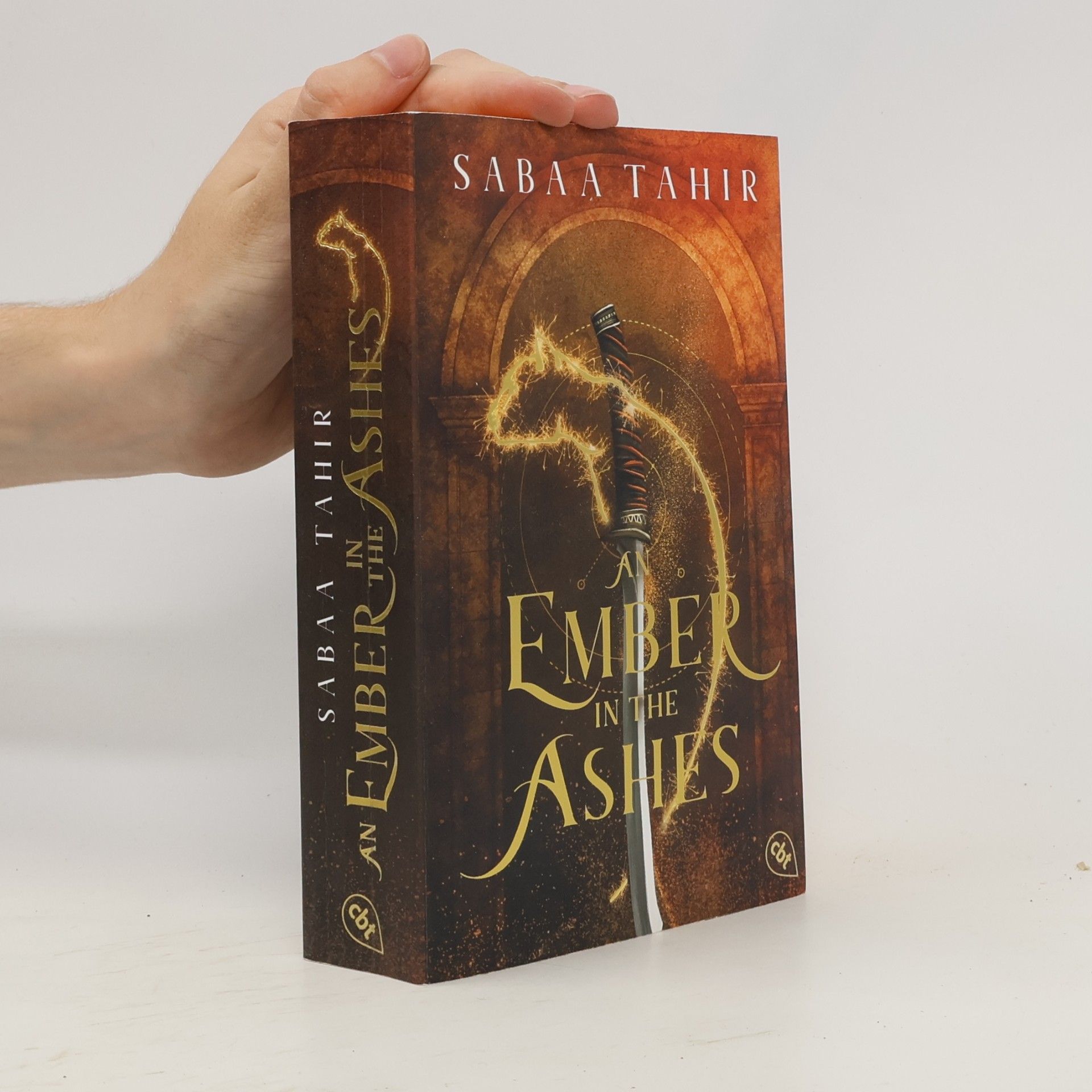 Sabaa Tahir An Ember in the Ashes
