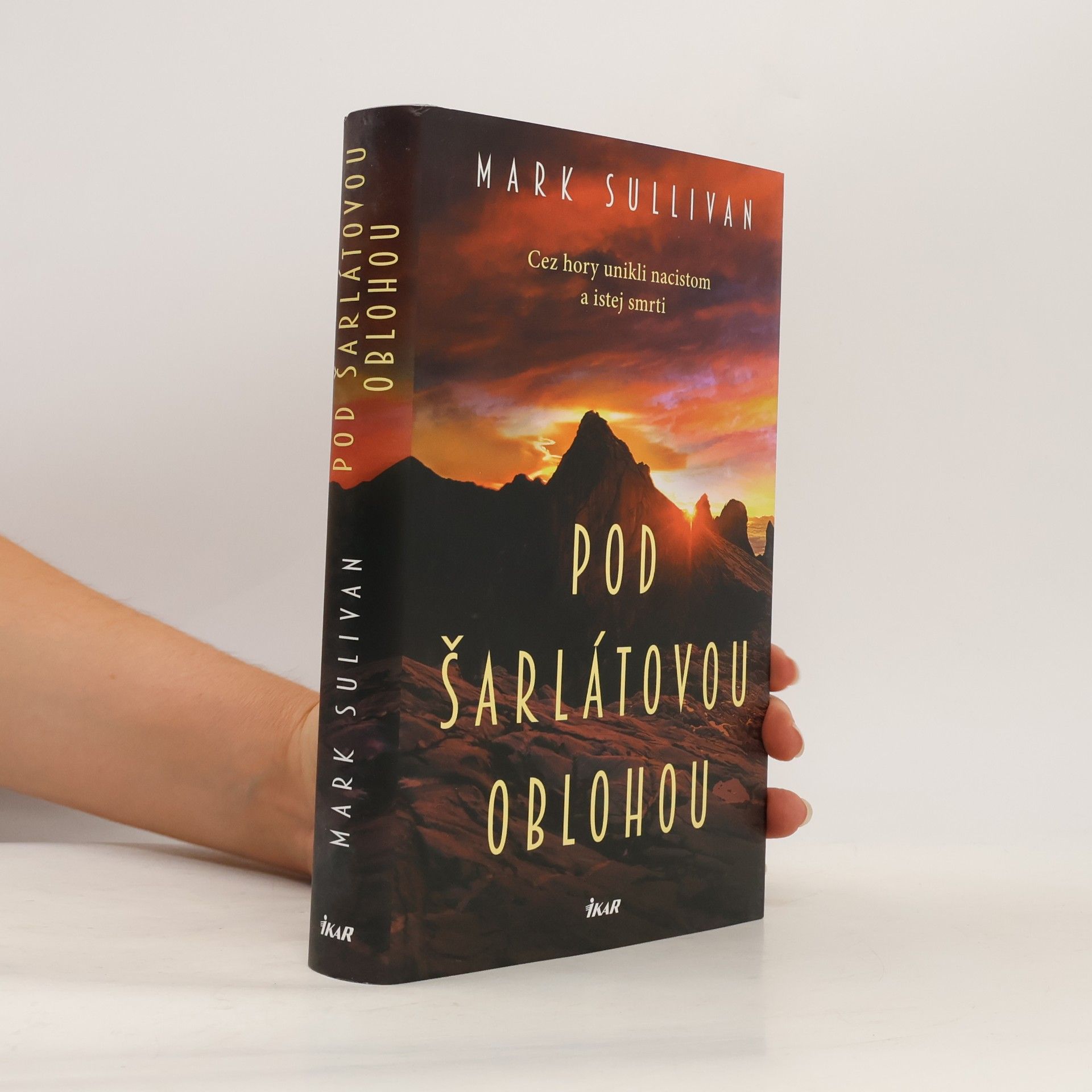 Mark Sullivan Pod šarlátovou oblohou