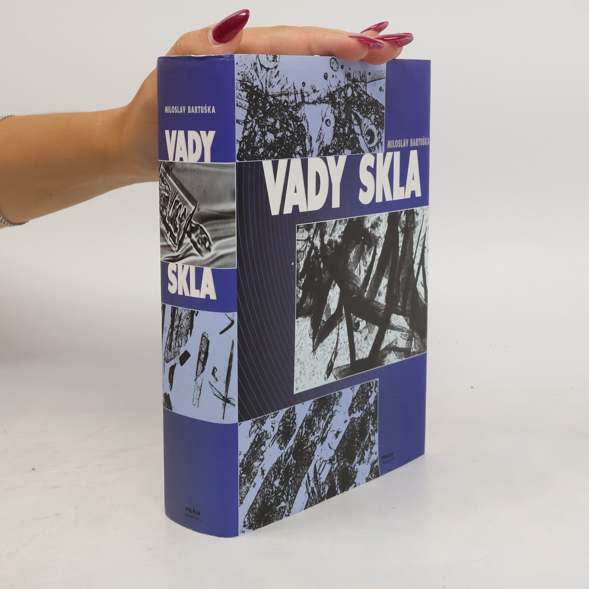 Miloslav Bartuška Vady skla