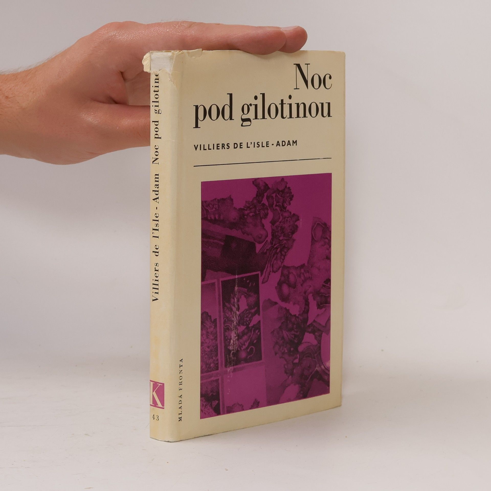 Noc pod gilotinou