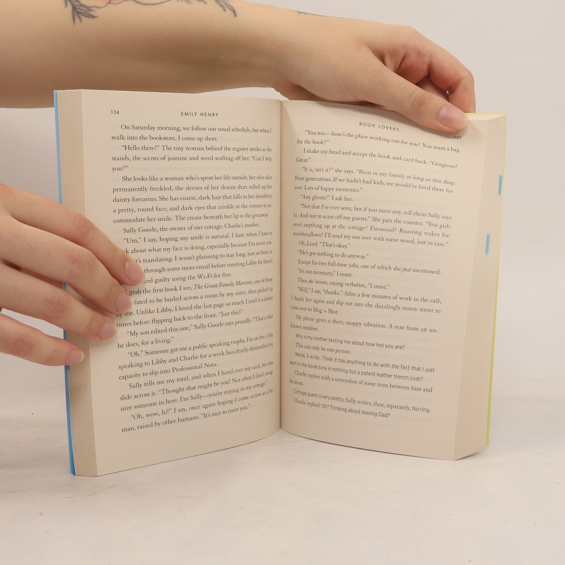Emily Henry Book lovers