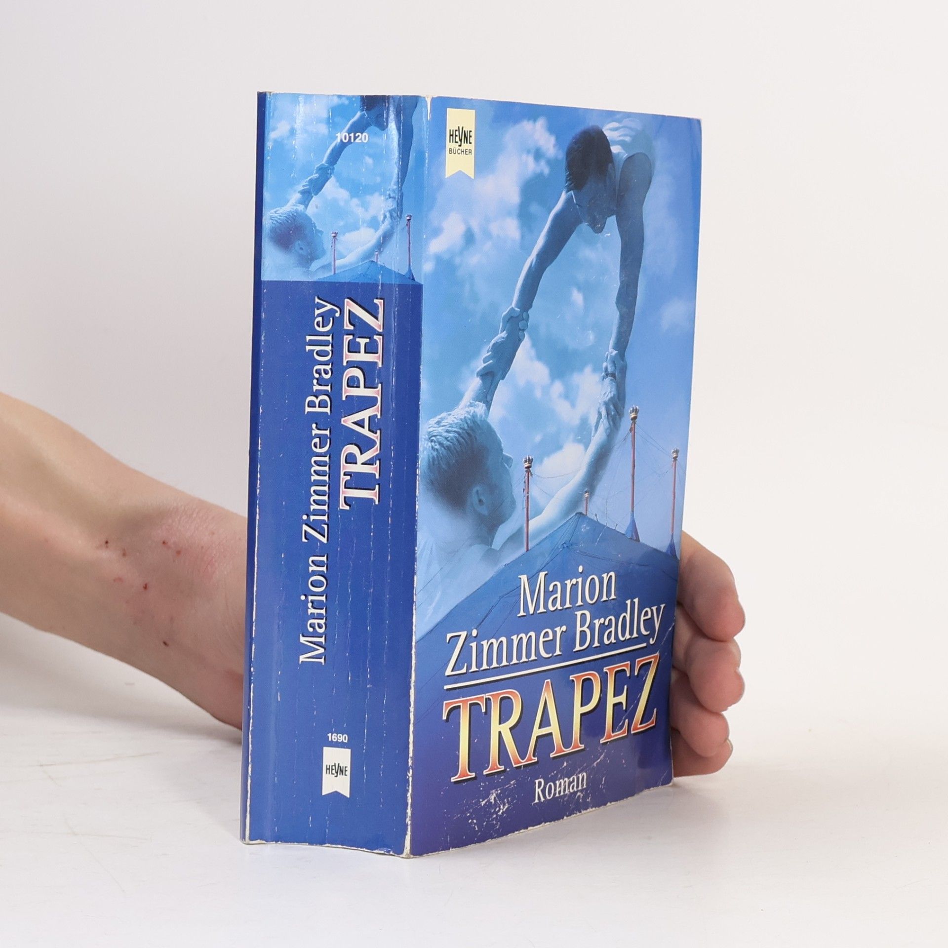 Marion Zimmer Bradley Trapez