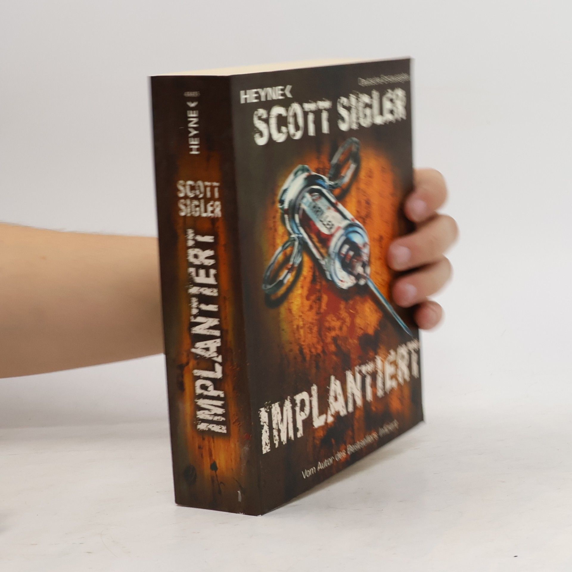 Scott Sigler Implantiert