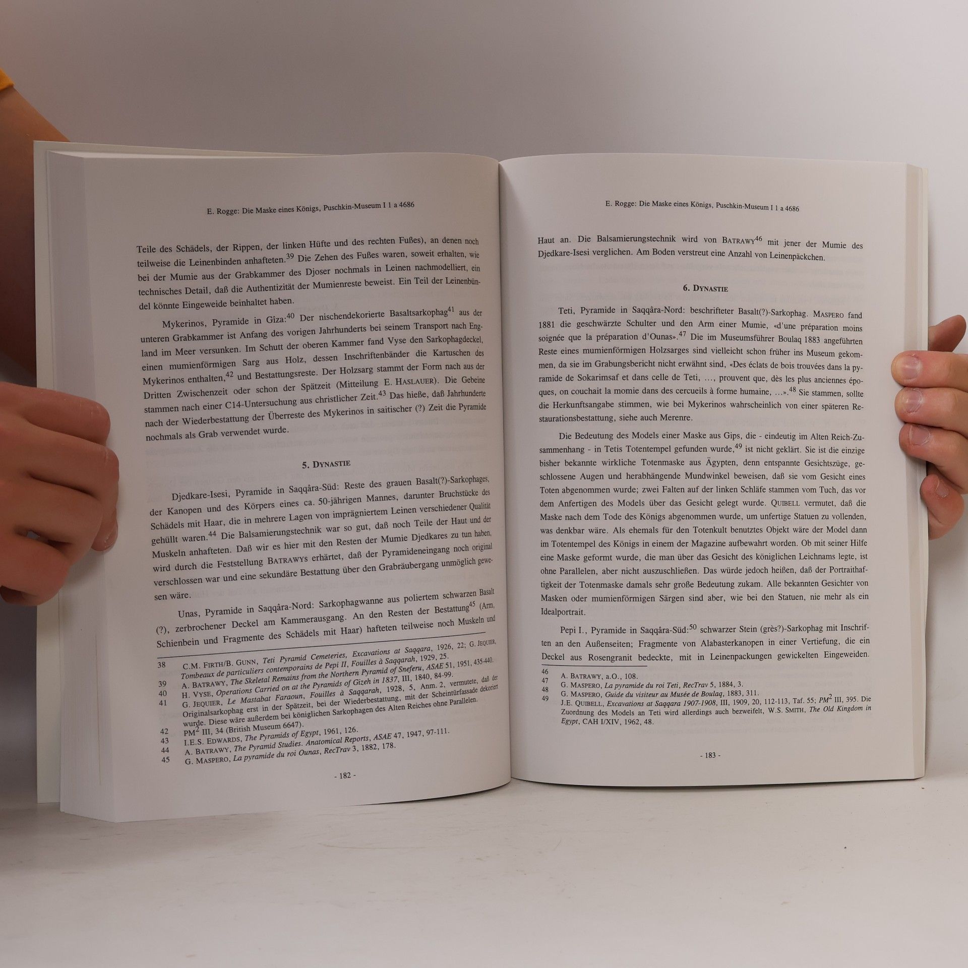 kolektiv Zwischen den beiden Ewigkeiten: Festschrift Gertrud Thausing
